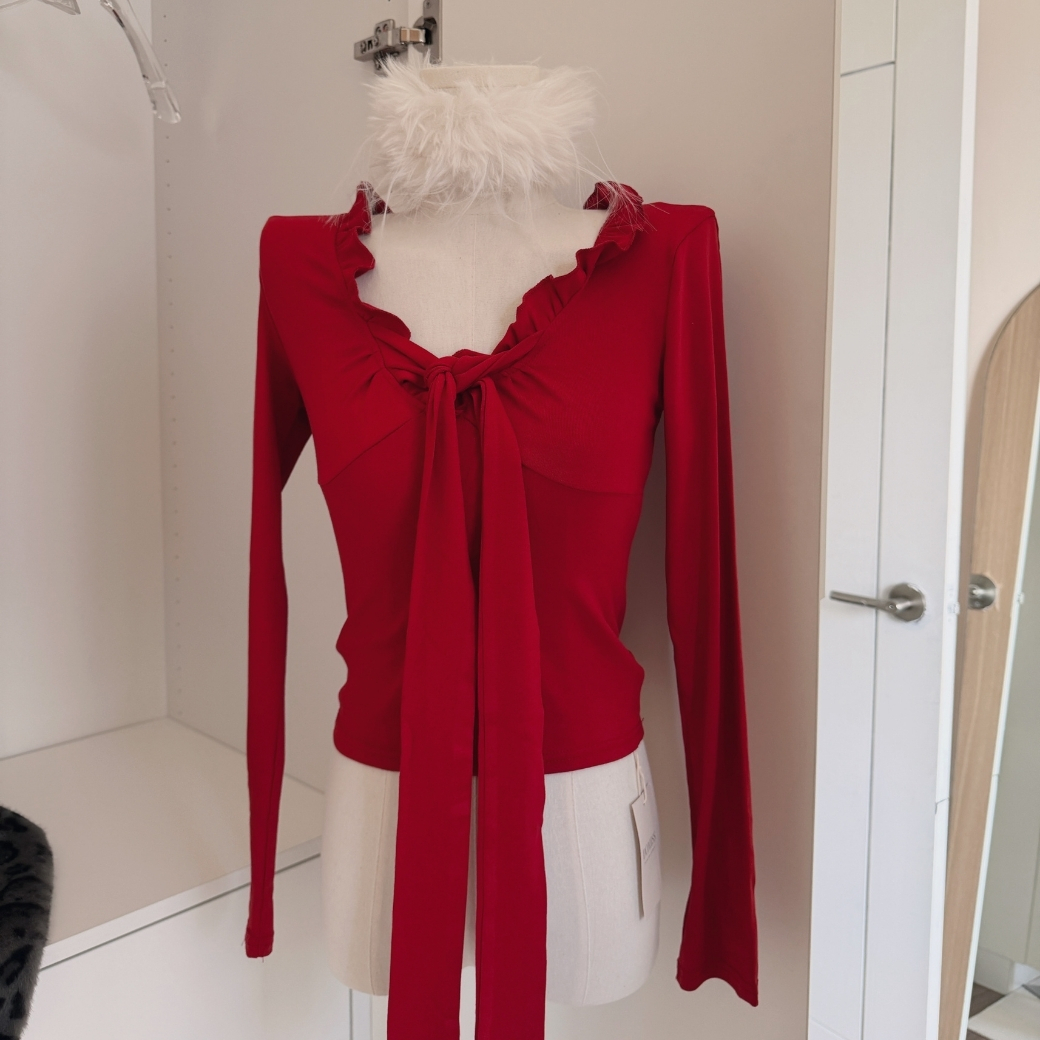 【新年禮物】DOMISS荷葉綁帶長袖上衣 性感上衣 新年穿搭(現+預)