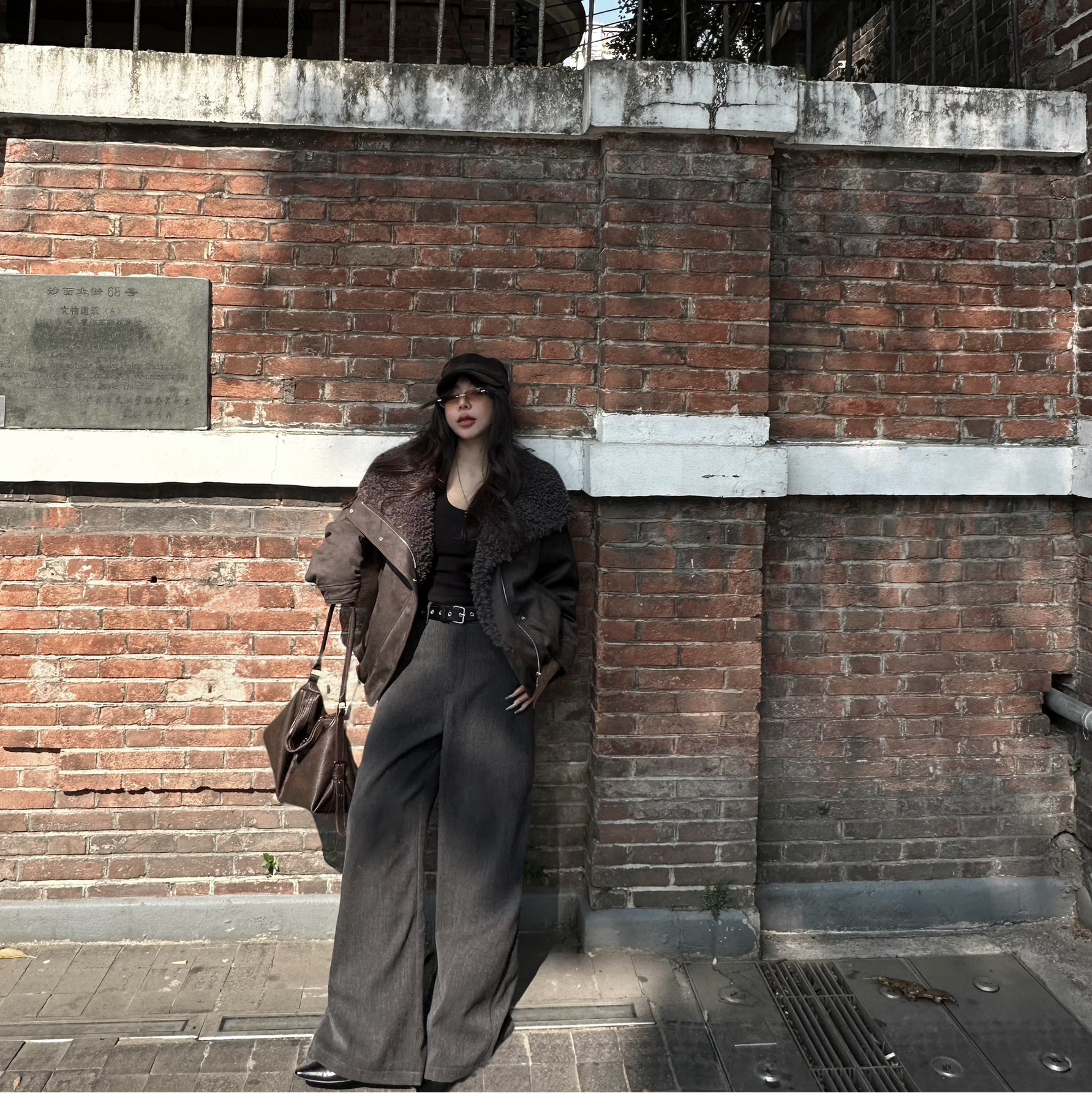 內填充真羽絨，大翻領羊羔毛毛麂皮外套（售完不補）