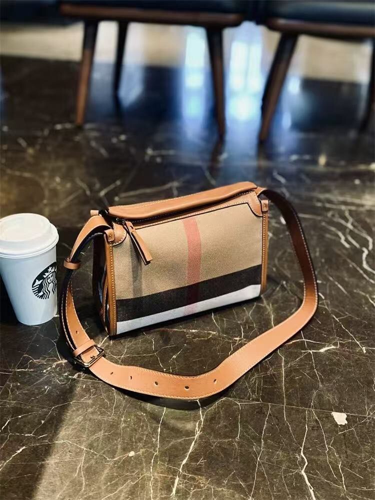 00081【格紋系列-拼接牛皮方包】