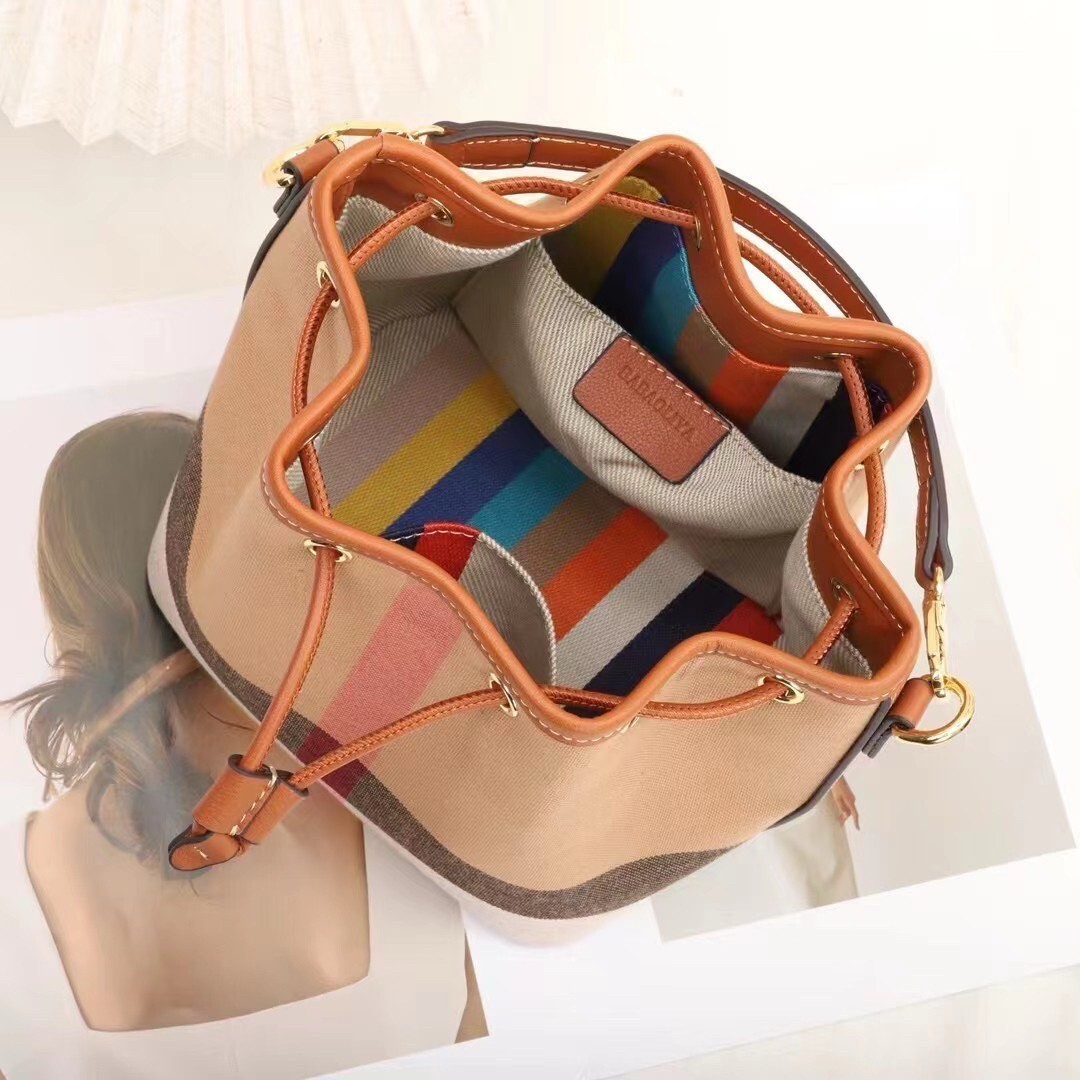 00014【格紋織布牛皮水桶包】