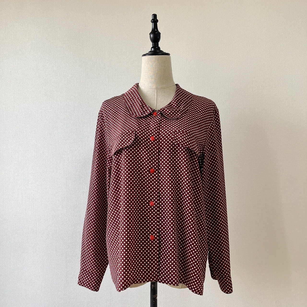 棗紅色娃娃領波點古著上衣