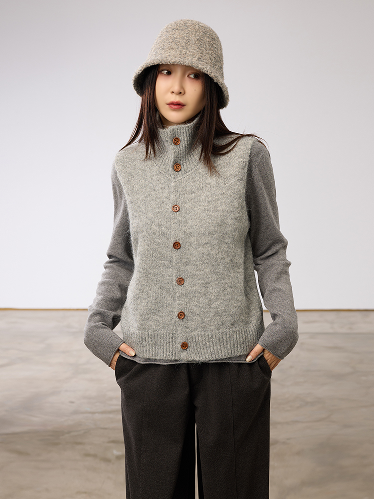 2603 OH!HER 高領單排釦針織背心（9%羊毛）