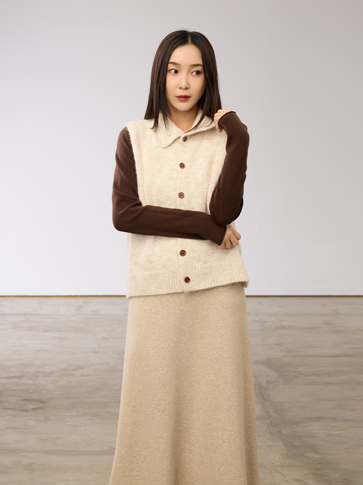 2603 OH!HER 高領單排釦針織背心（9%羊毛）