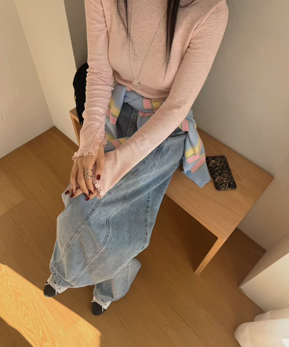 花蕾袖口內搭t
