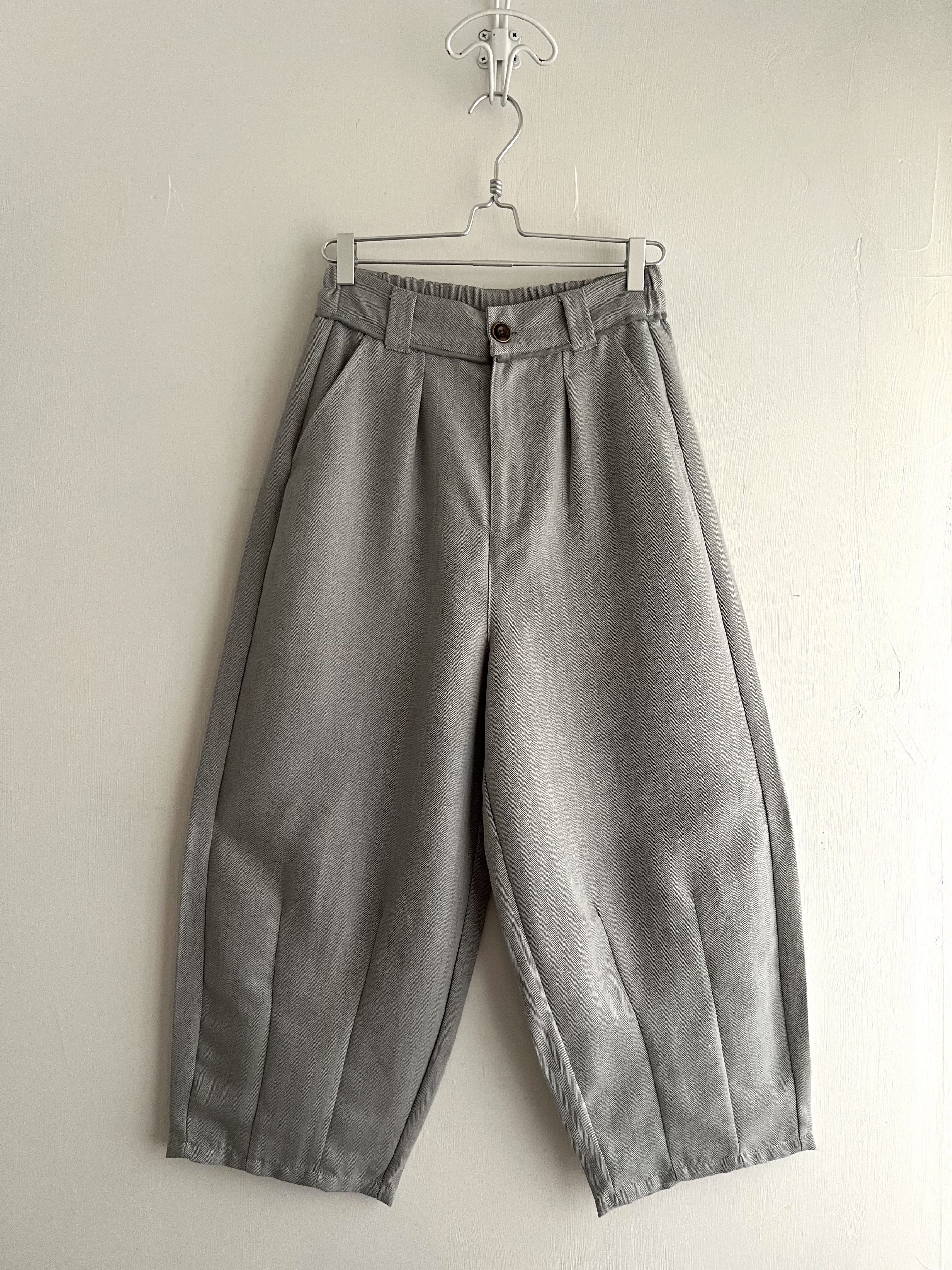 Keitto米白灰色暗紋半橡筋闊褲