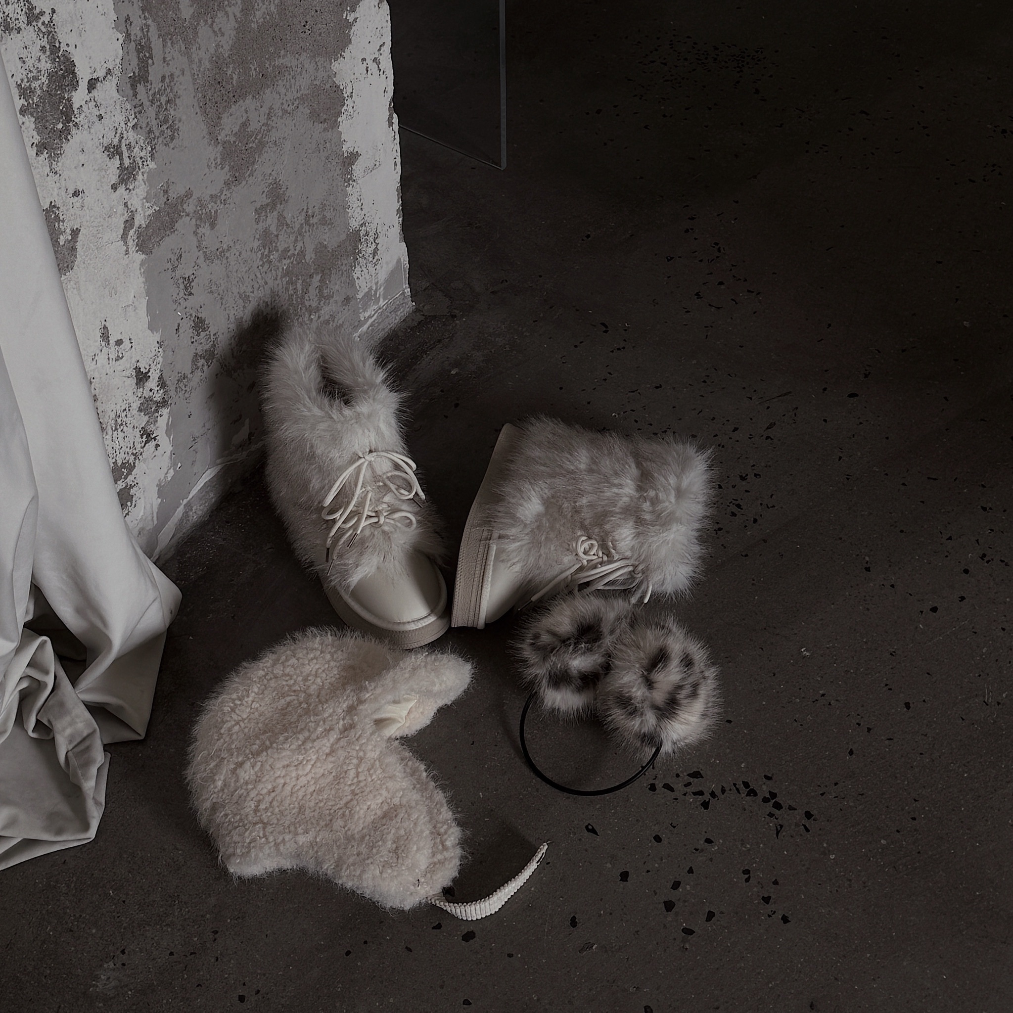 毛茸茸雪人，氛圍系綁帶中筒雪地靴（售完不補）