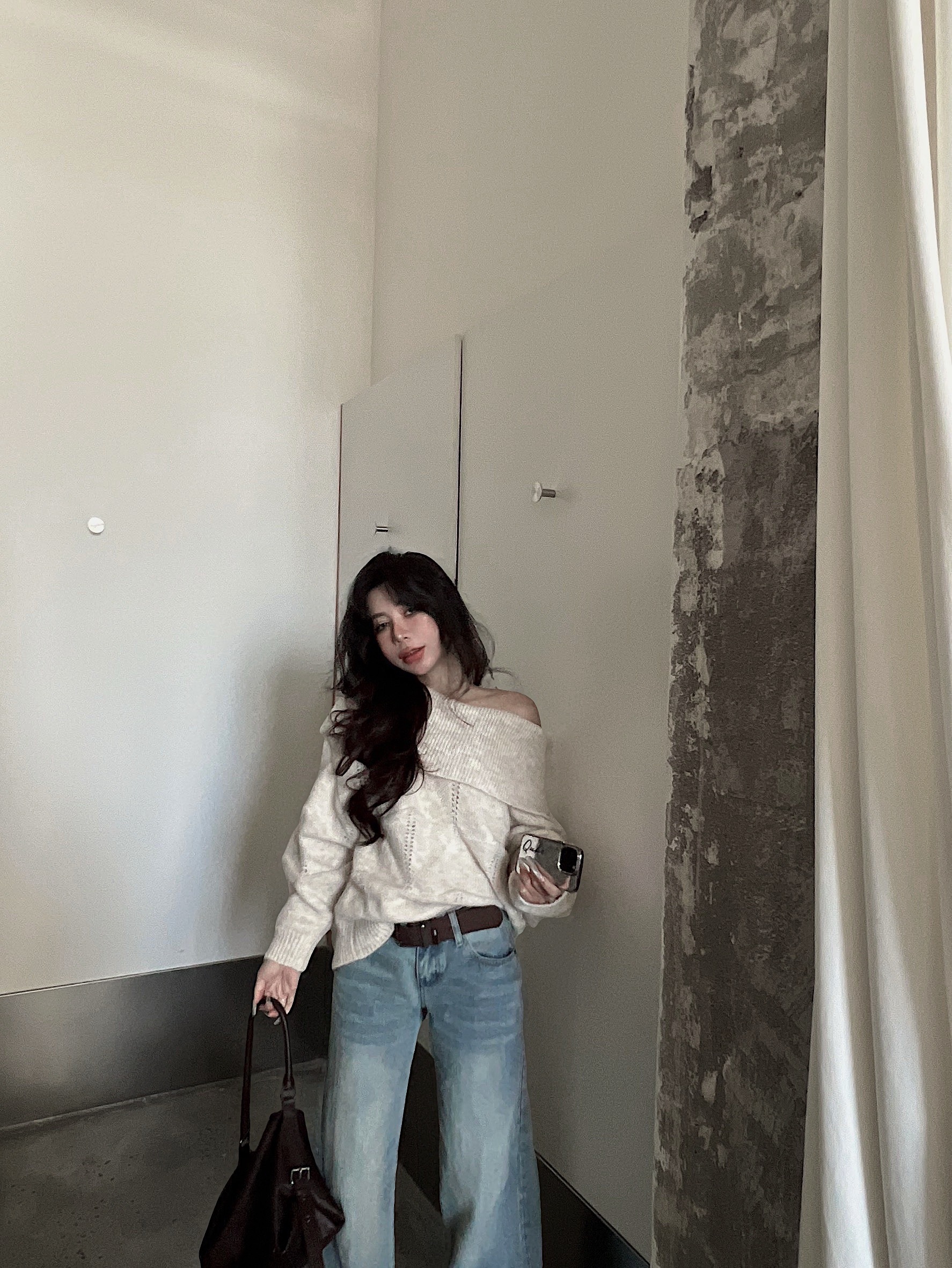 一字肩氛圍毛衣（一定要嘗試的好版型，巨修飾）