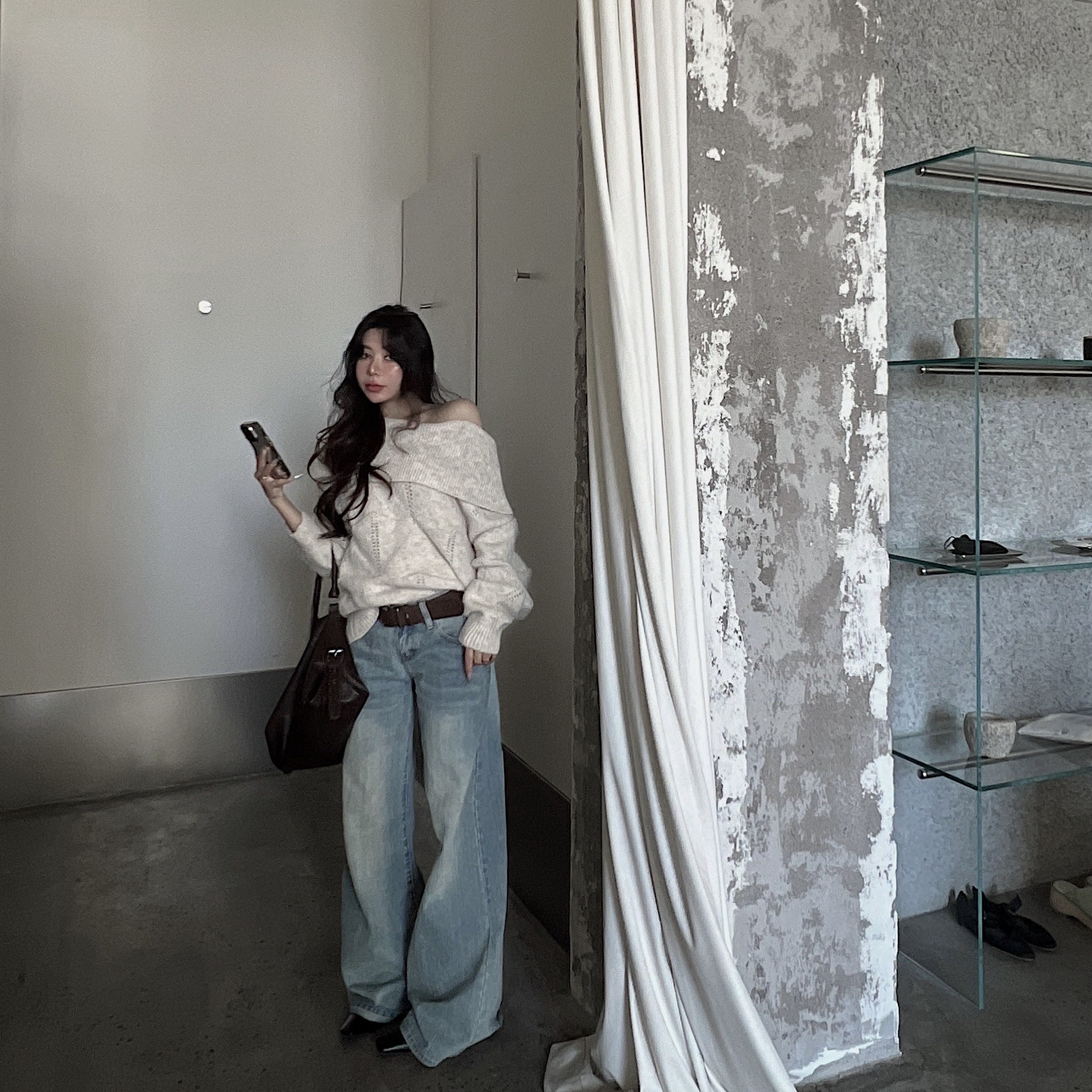 一字肩氛圍毛衣（一定要嘗試的好版型，巨修飾）