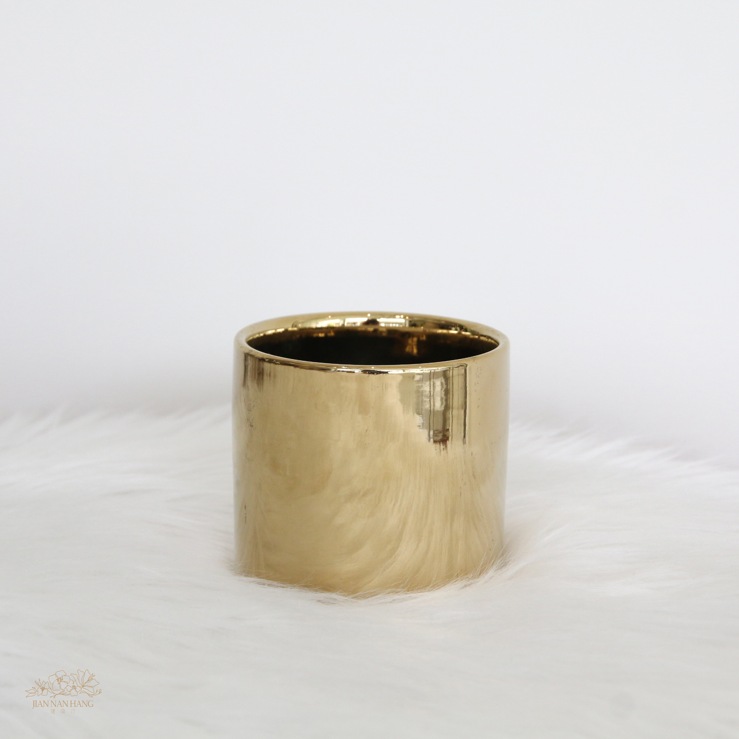 陶瓷花器 直筒金釉