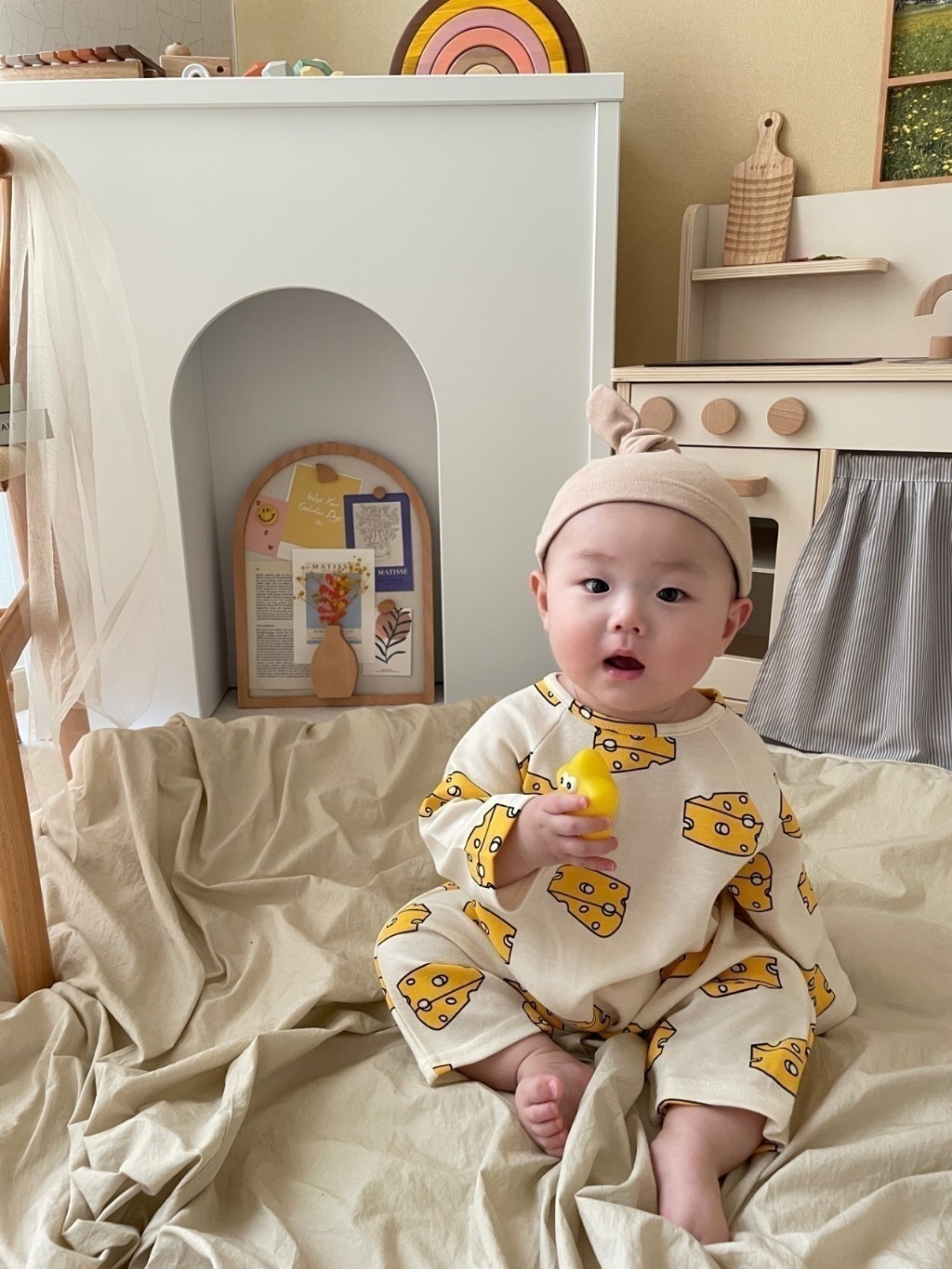 韓國🇰🇷Moran 滿版起司連身衣附帽(S-M)