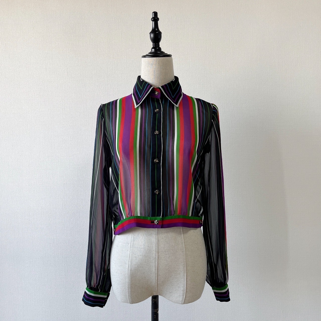 霓虹燈透膚古著上衣