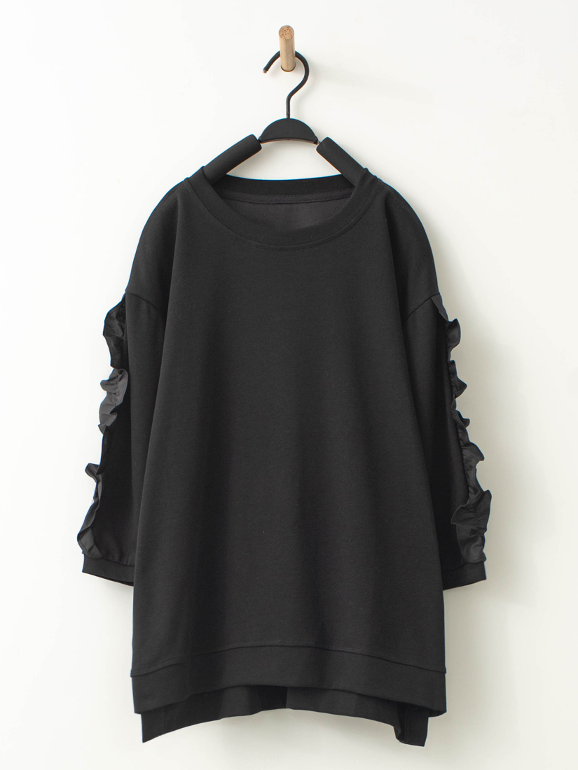 木耳邊裝飾六分袖上衣