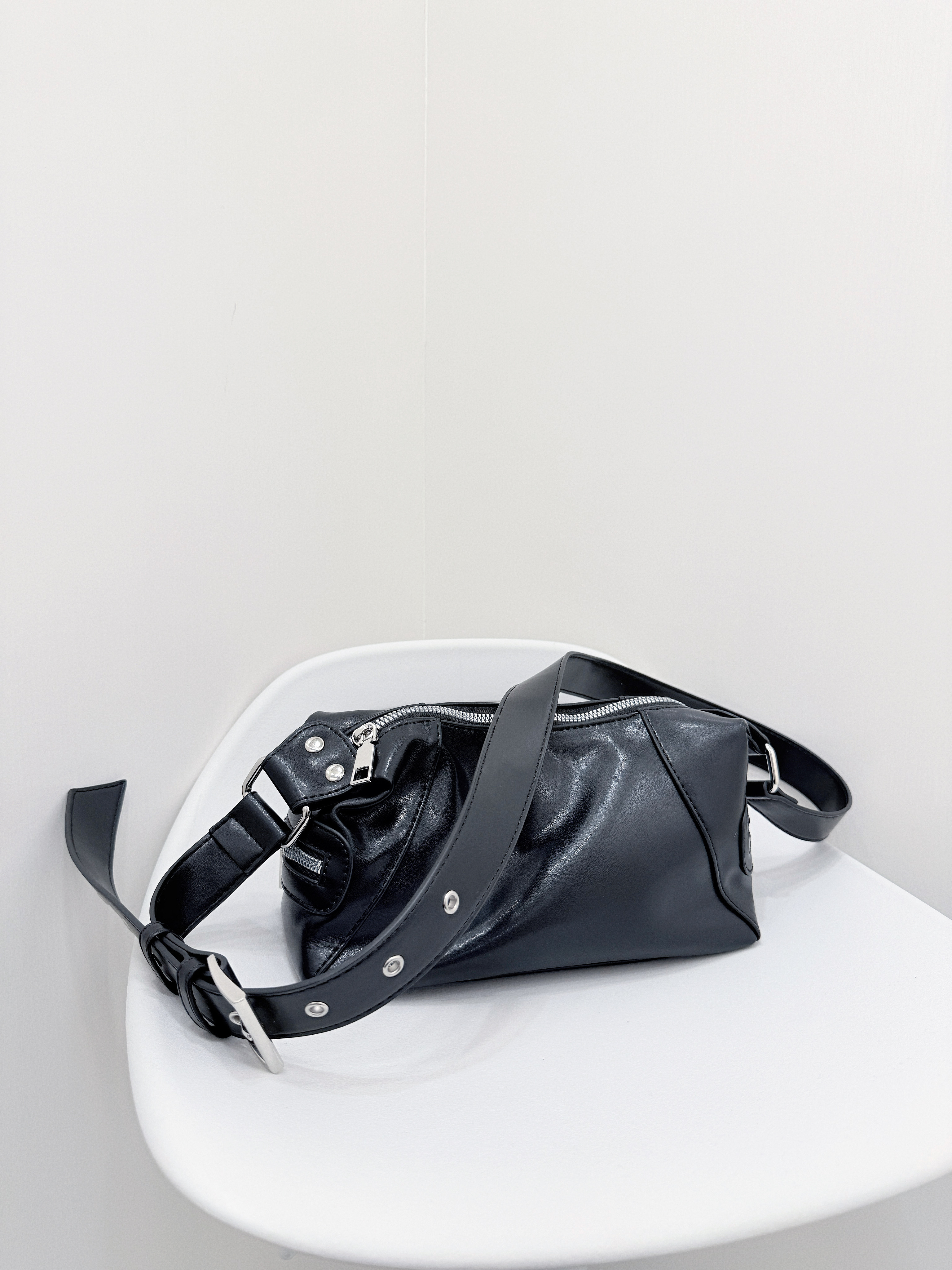 A0304｜小型格百搭款啞面2ways小皮袋˙ . ꒷ 🍙 .