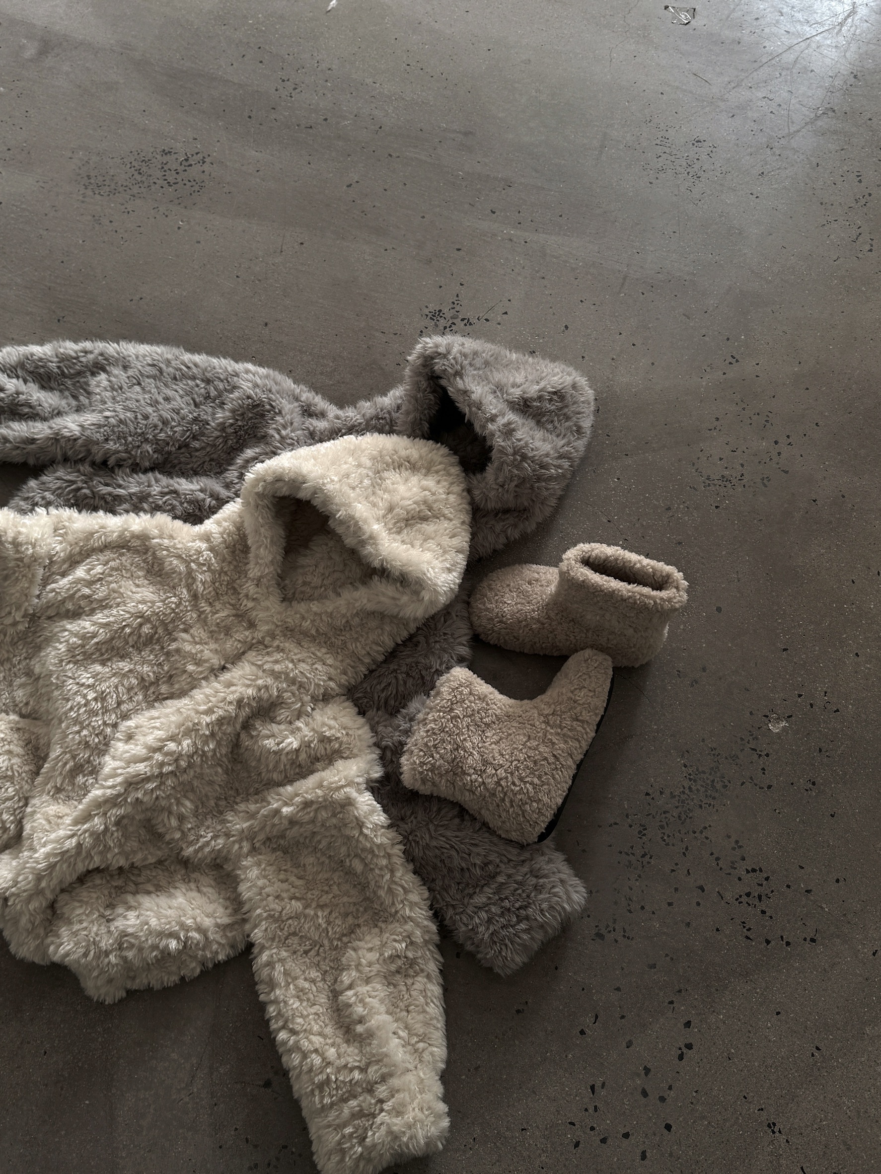 直接愛到拉布訂製！限定嫩嬰粉，巨顯白又超柔順的泰迪毛毛外套（還有大帽子.ᐟ.ᐟ）