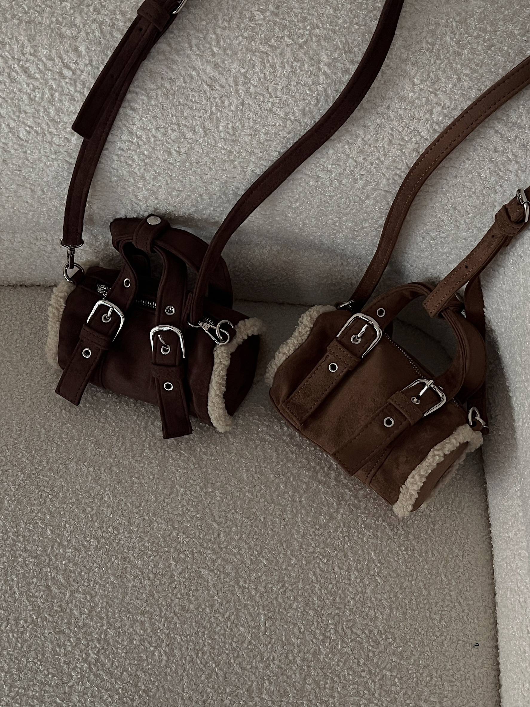 售完即斷貨!這顆超級Q~ 曲奇餅乾系，麂皮毛絨圓筒小包（售完不補）