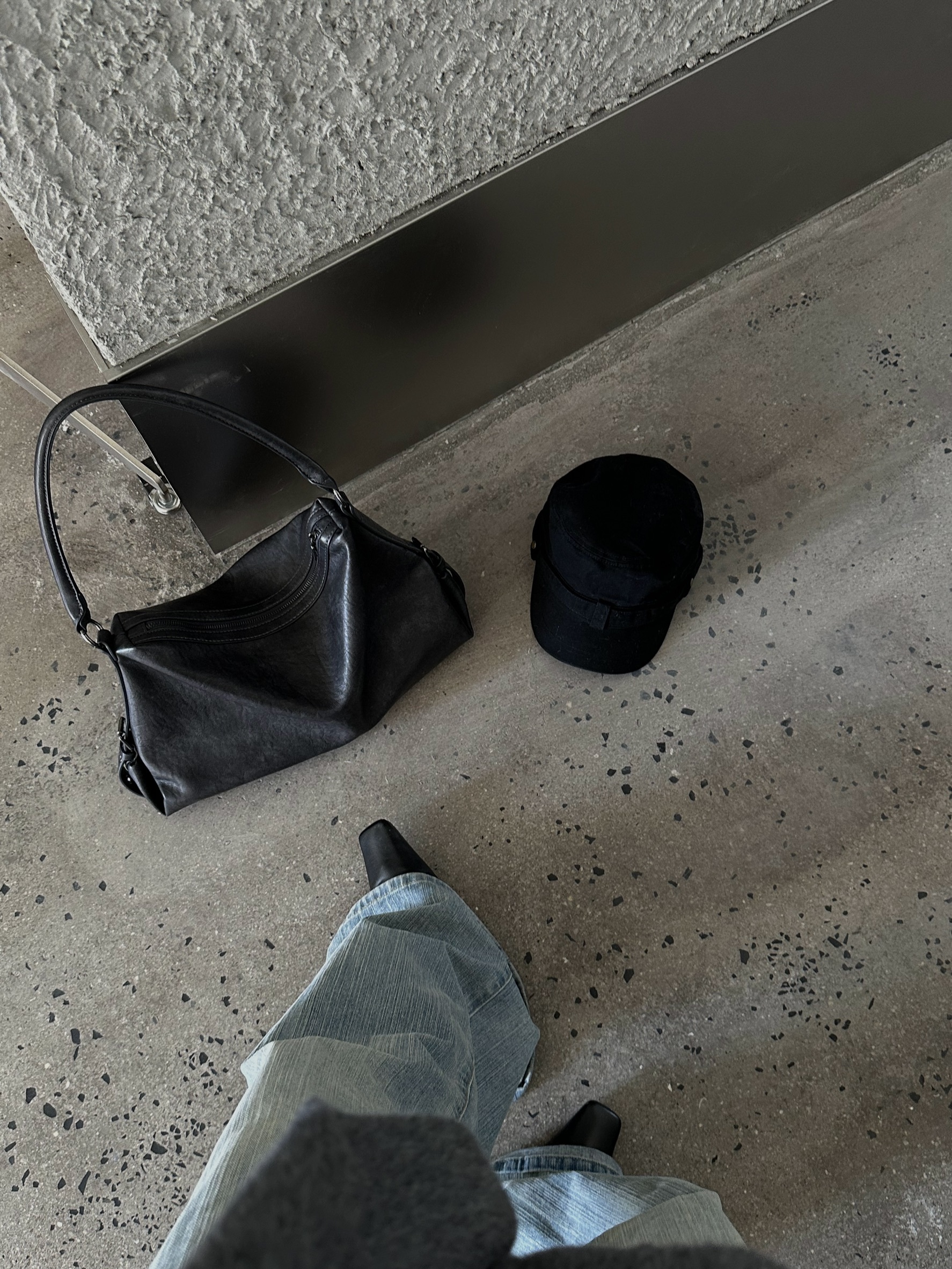 必包色！通勤日常都巨顯高級的單肩包（耐髒 實用 百搭）