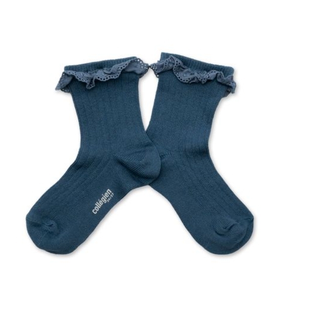 (預購) COLLEGIEN 布蕾絲刺繡短襪 Pauline - 960 Bleu Cendré 灰藍