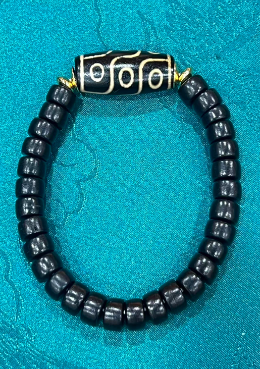 TP037 九眼手串暗金