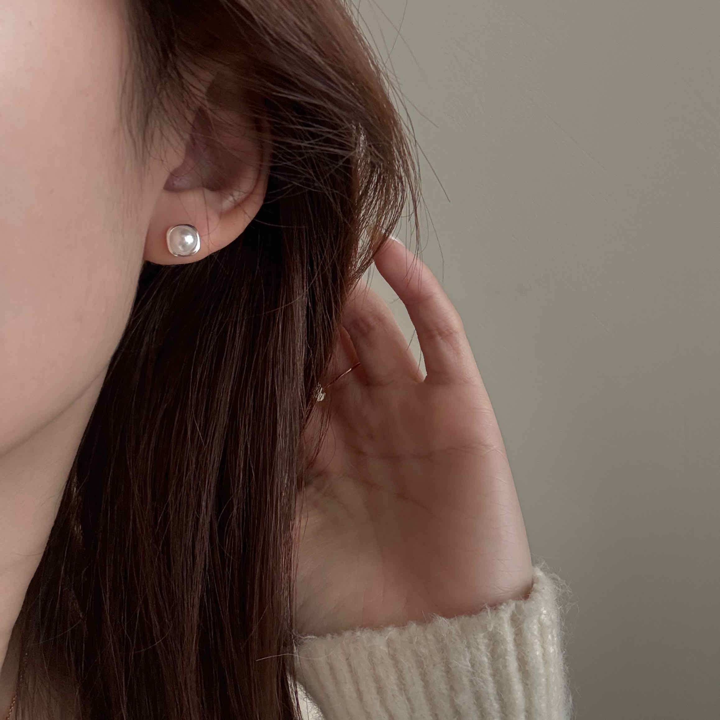 🇰🇷925 silver 最適合搭毛衣的珍珠耳環