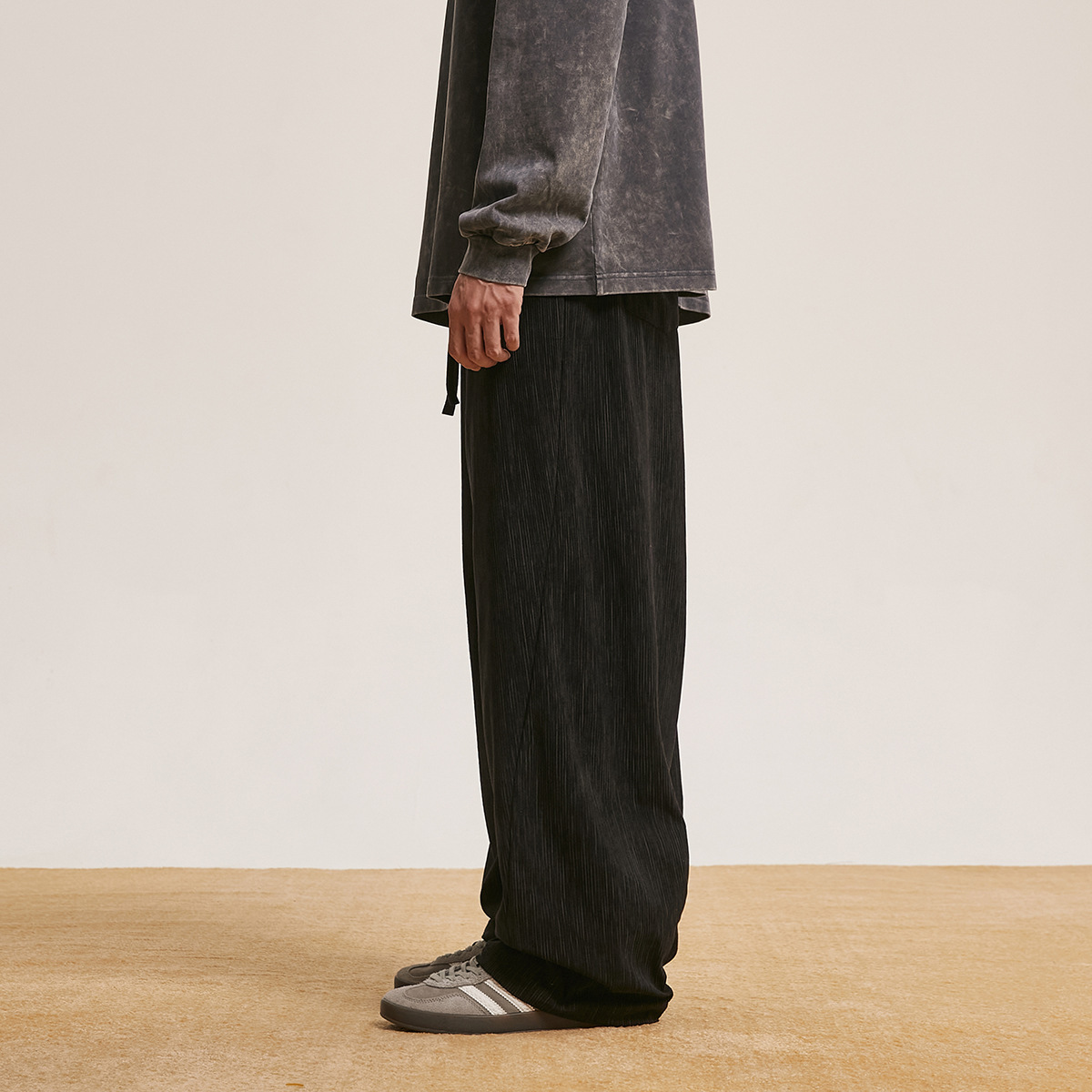 1M30 日系復古燈心絨垂墜感長褲 一色