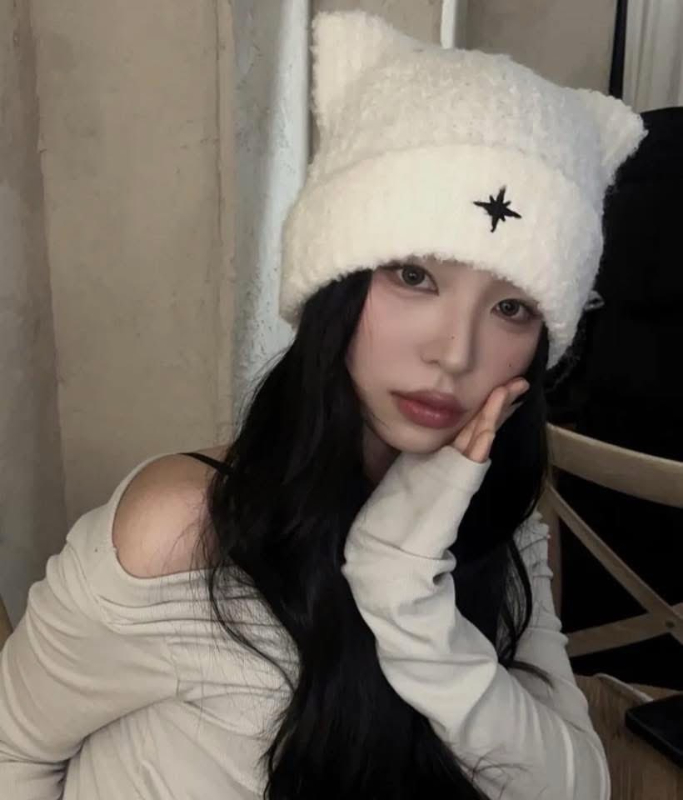 韓國 NOMBRE 羊毛刺繡貓耳毛帽 三色 白色 / 黑色 / 深藍