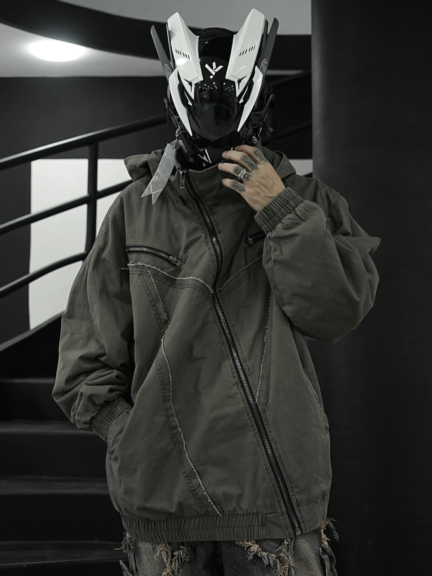 𝙏𝙀𝘾𝙃𝙒𝙀𝘼𝙍 廢土拼接斜拉鏈加絨外套