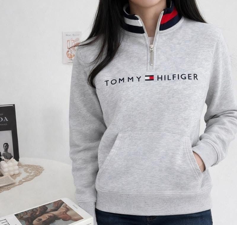 260112 Tommy 女裝企領衛衣 (現貨)
