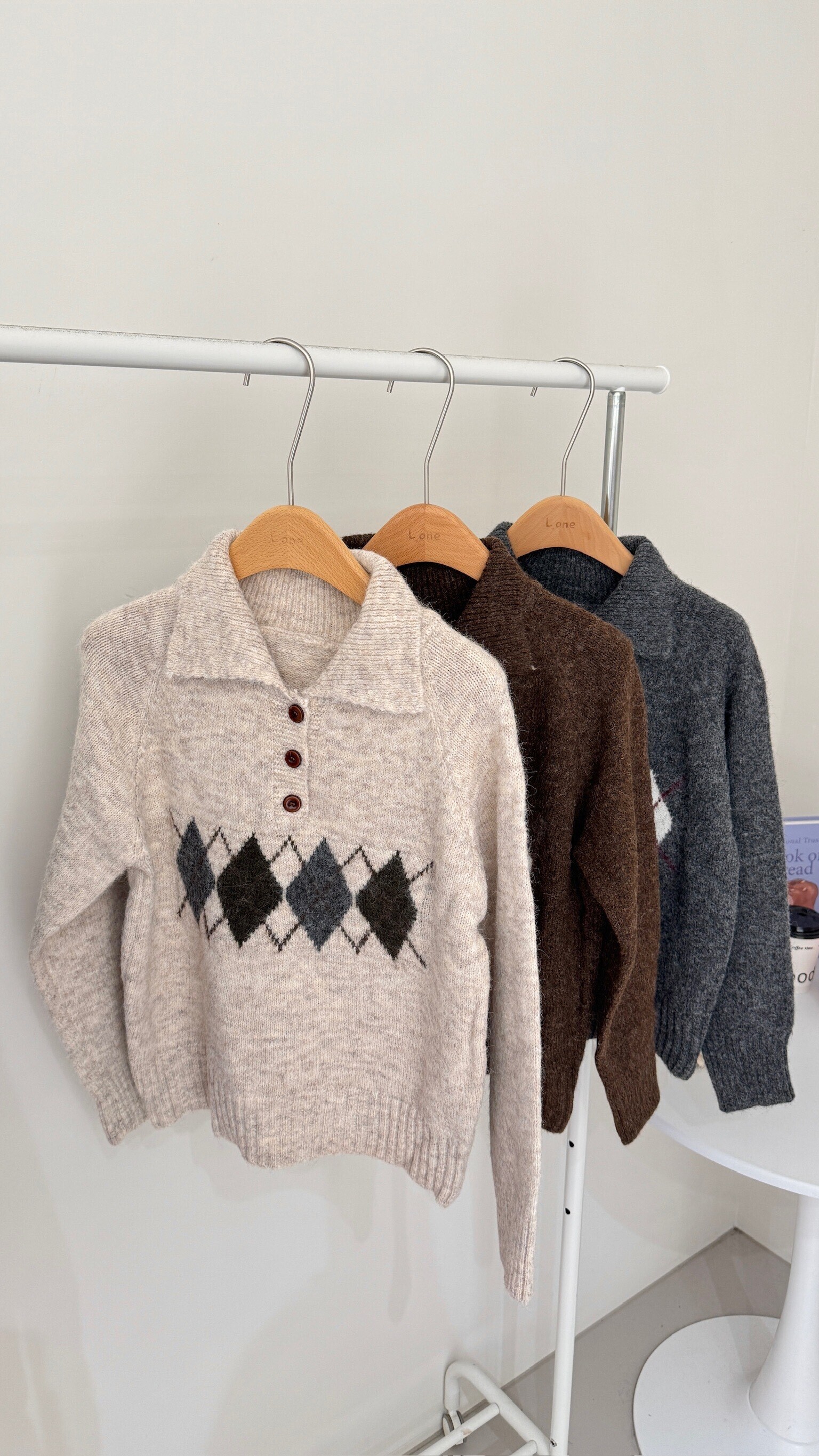 Polo領菱格針織上衣