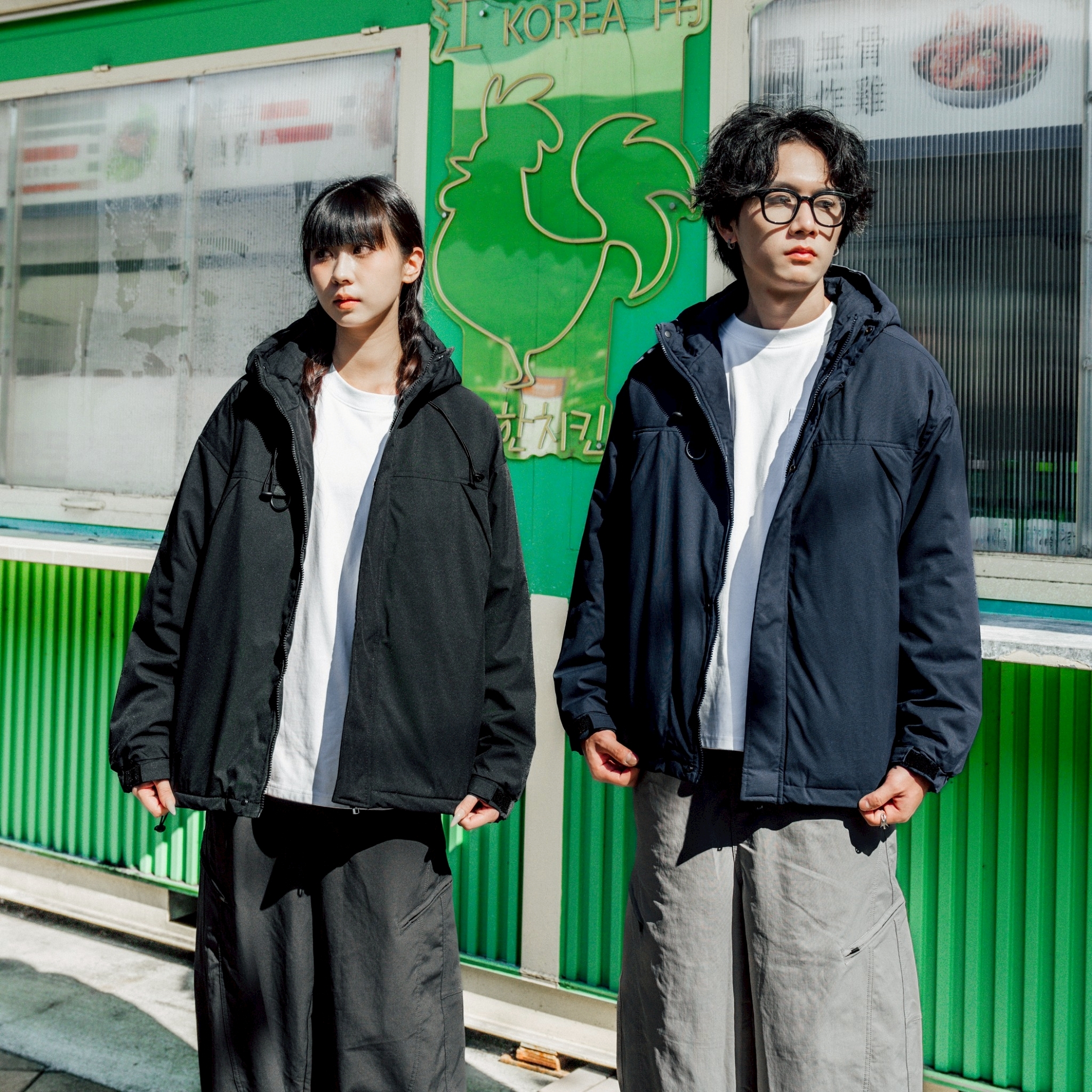 防潑水拉鍊口袋鋪棉連帽外套 V0011