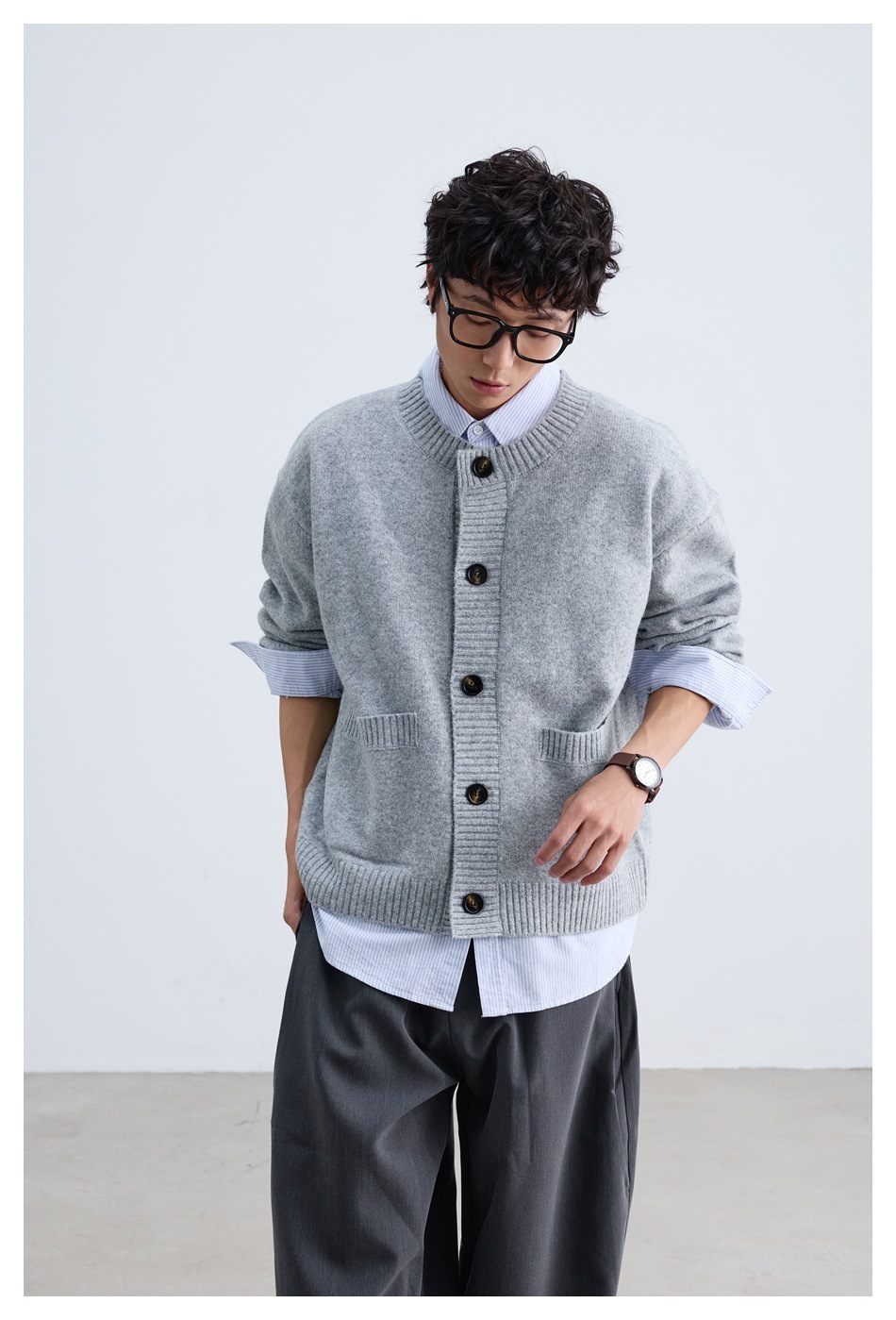 1M11 日系雙口袋排釦針織開衫 兩色