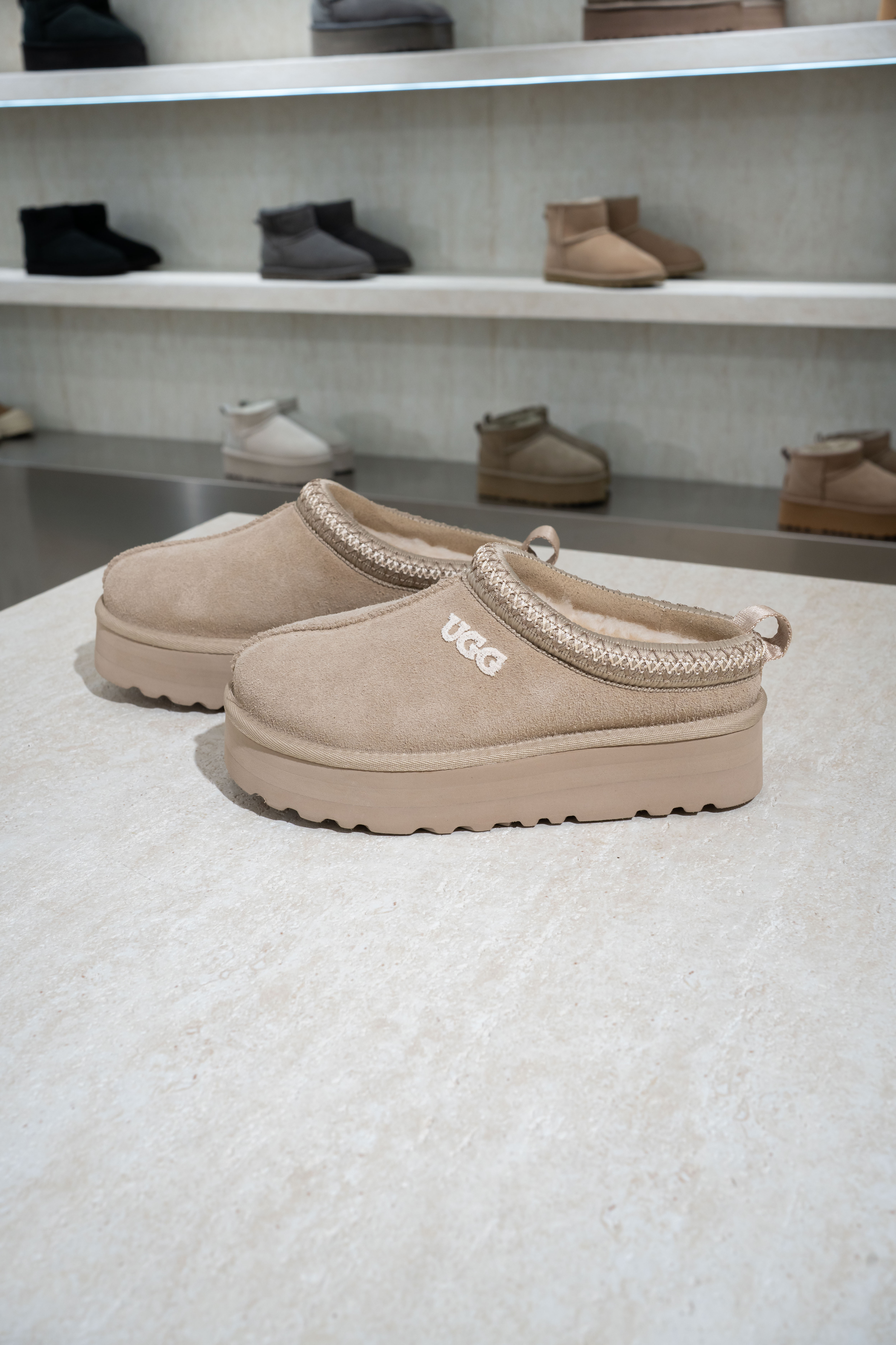 【3色入】UGG Ozlana Classic Logo Tazz Slipper