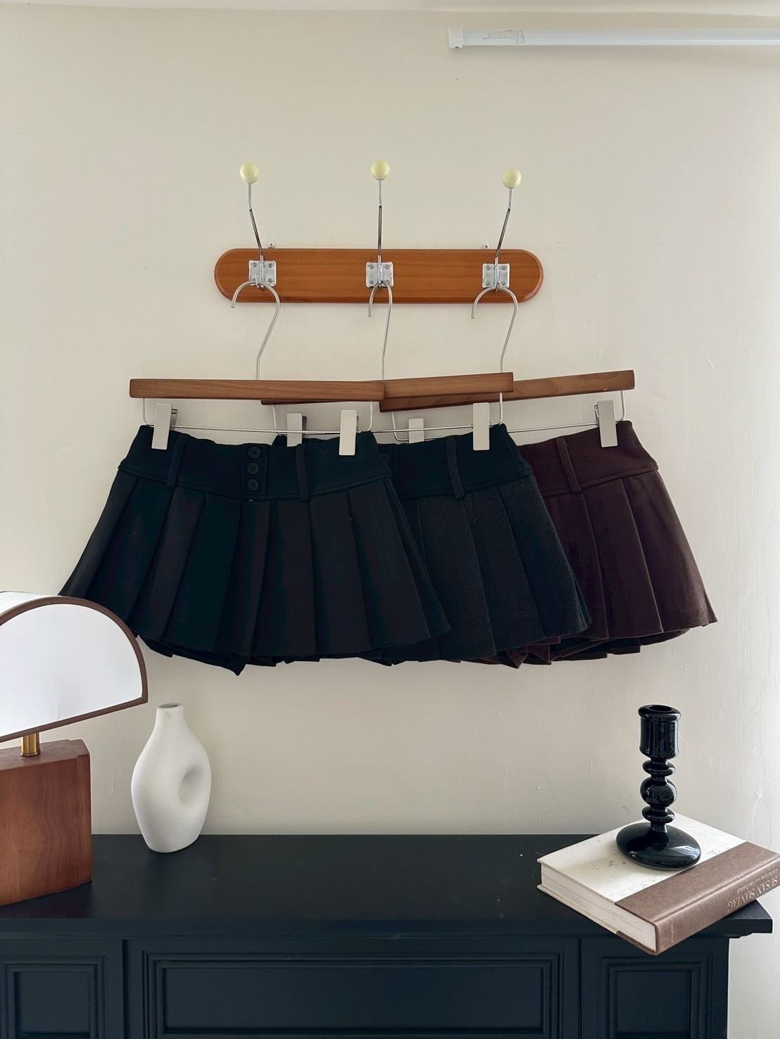 毛呢螺紋百褶短裙 RCH2538