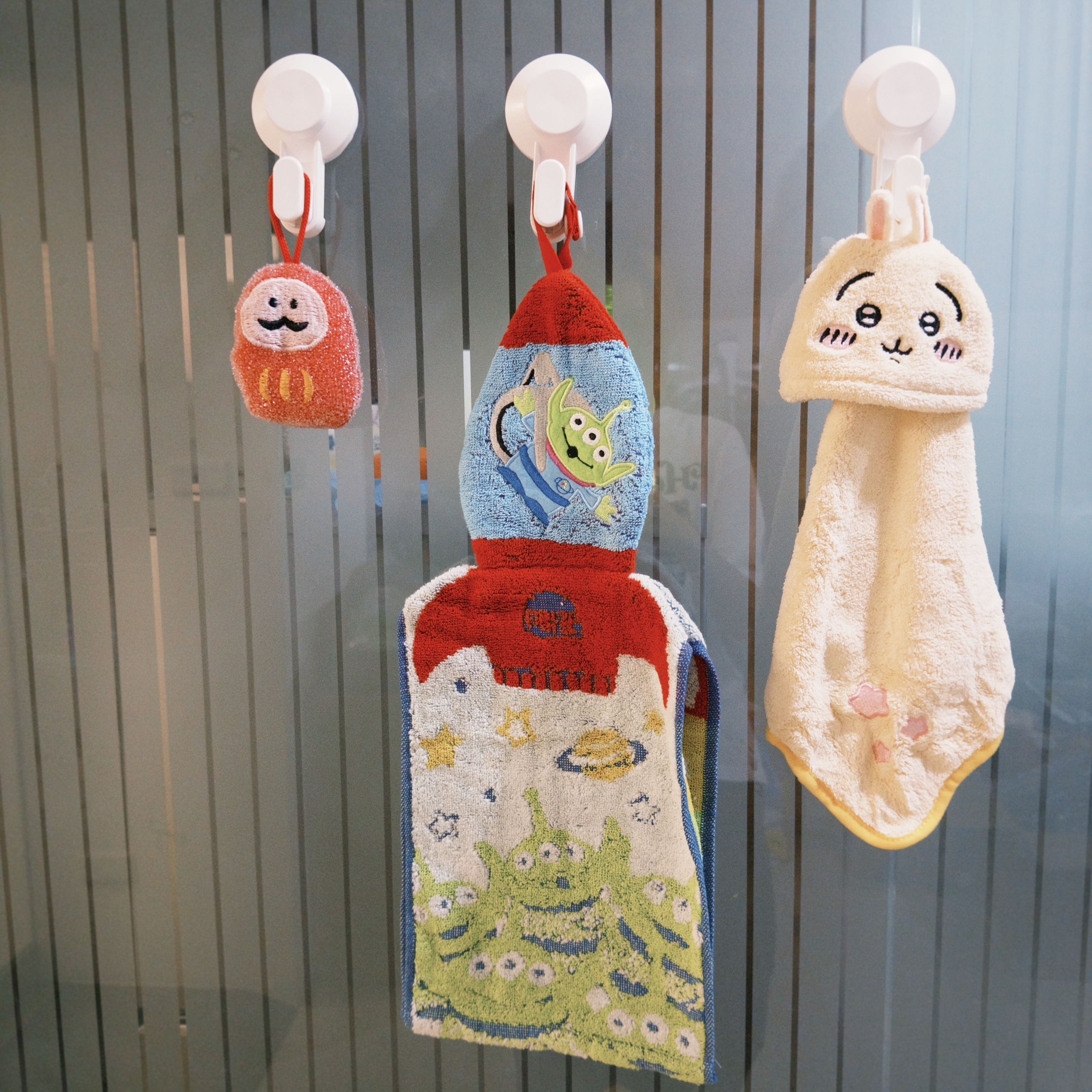 現貨出清┃三眼怪 可掛式 擦手巾