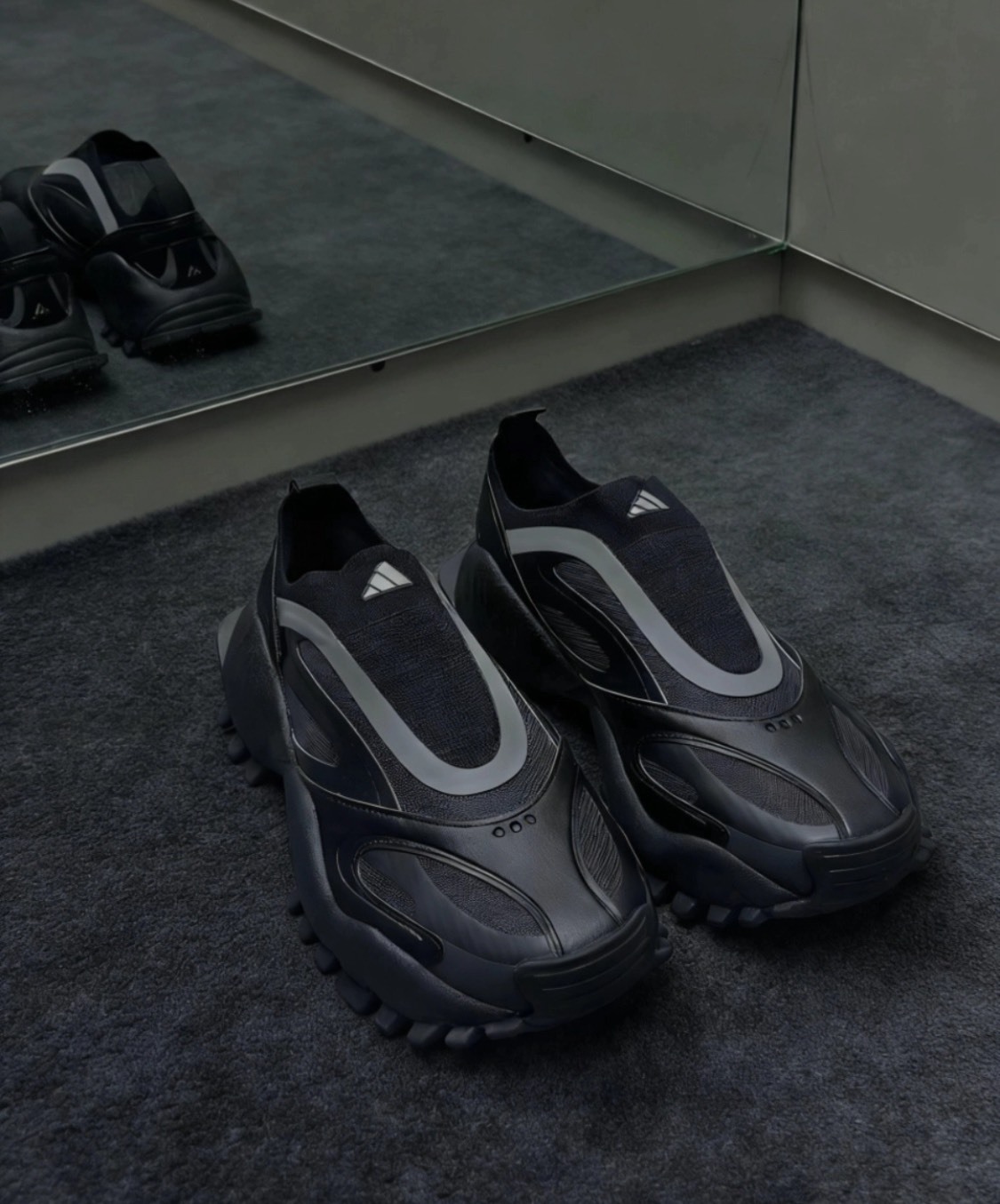 【Focus Store】預購 Adidas SEEULATER DRIFTCORE "Black" 黑色 一腳蹬 KI6764