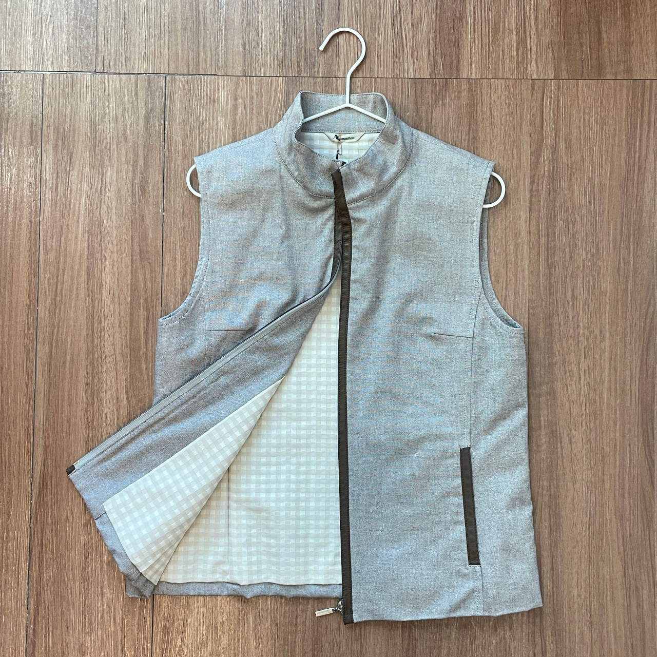 Aquascutum 日本製簡約牛皮包邊古著背心