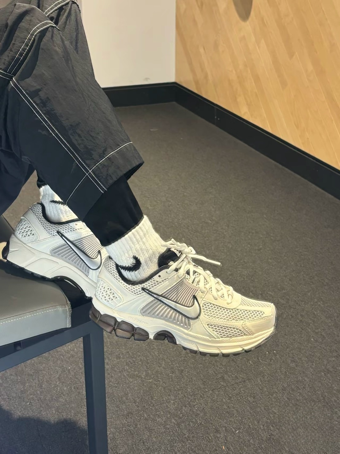 Nike Zoom Vomero 5 Phantom 女鞋 米白 復古 FJ2028-001