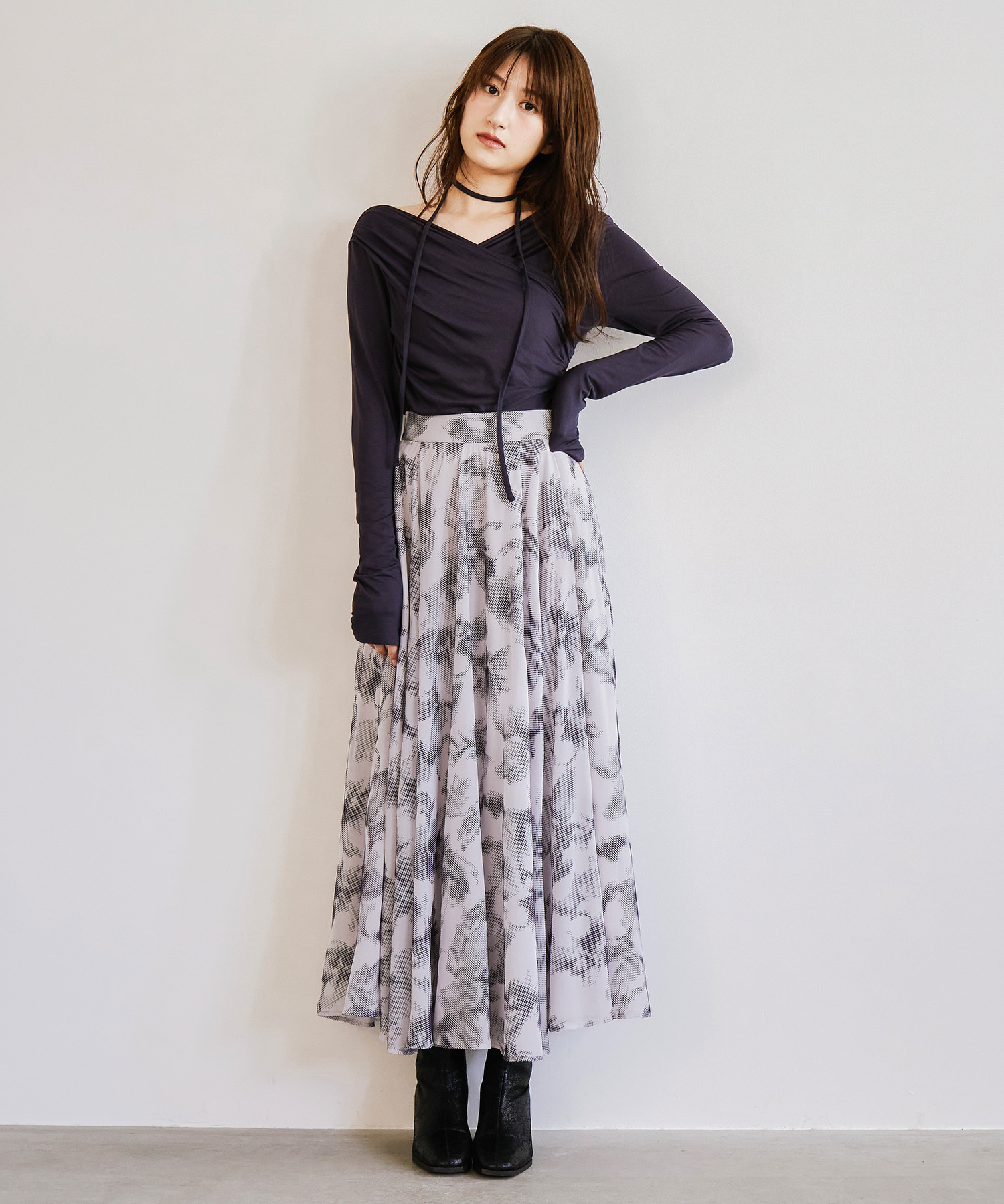 [預購]折扣COCO DEAL 植絨花卉印花圓裙