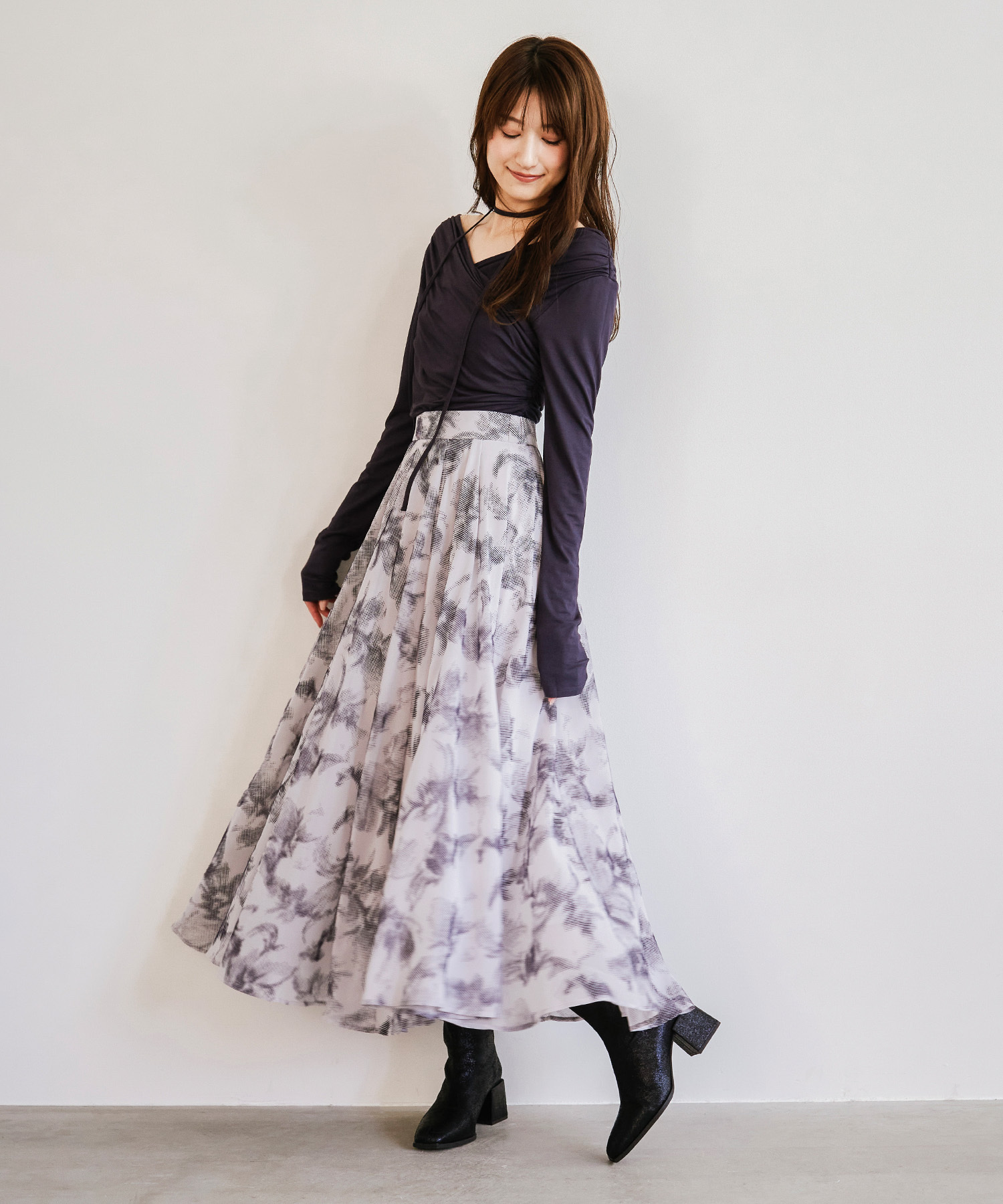 [預購]折扣COCO DEAL 植絨花卉印花圓裙