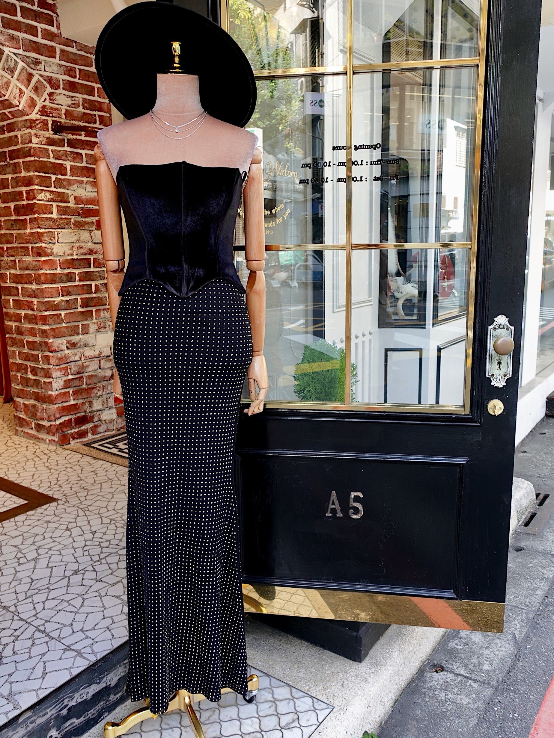 Black Butter黑色天鵝絨馬甲亮片Dress