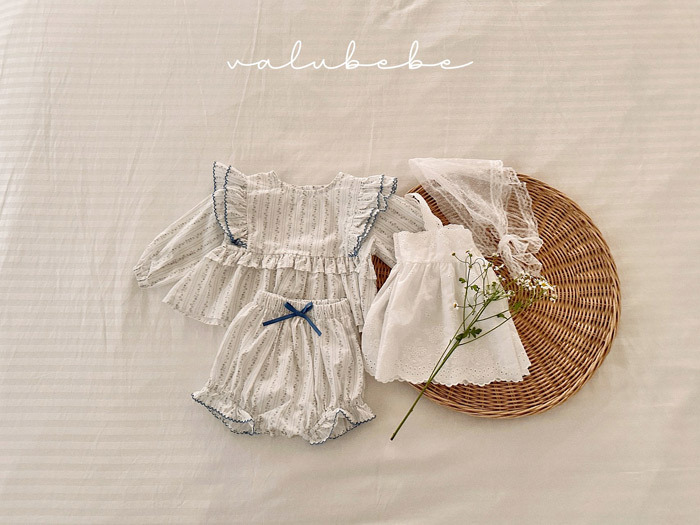 正韓春valu_bebe 兩色蝴蝶結花邊包屁褲