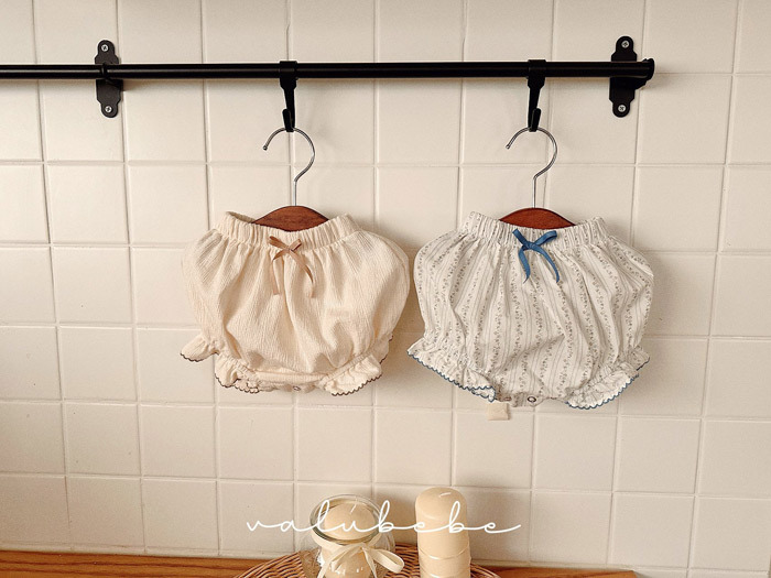 正韓春valu_bebe 兩色蝴蝶結花邊包屁褲