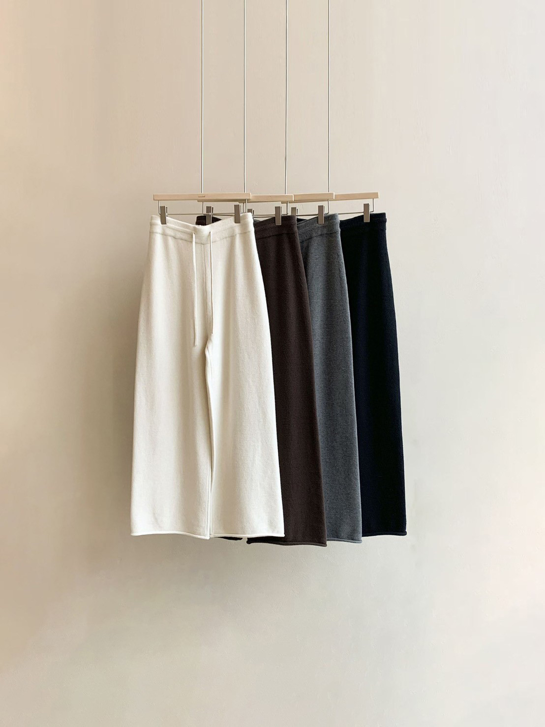 鬆緊腰同色系綁帶磨毛針織褲長褲-F / 4色