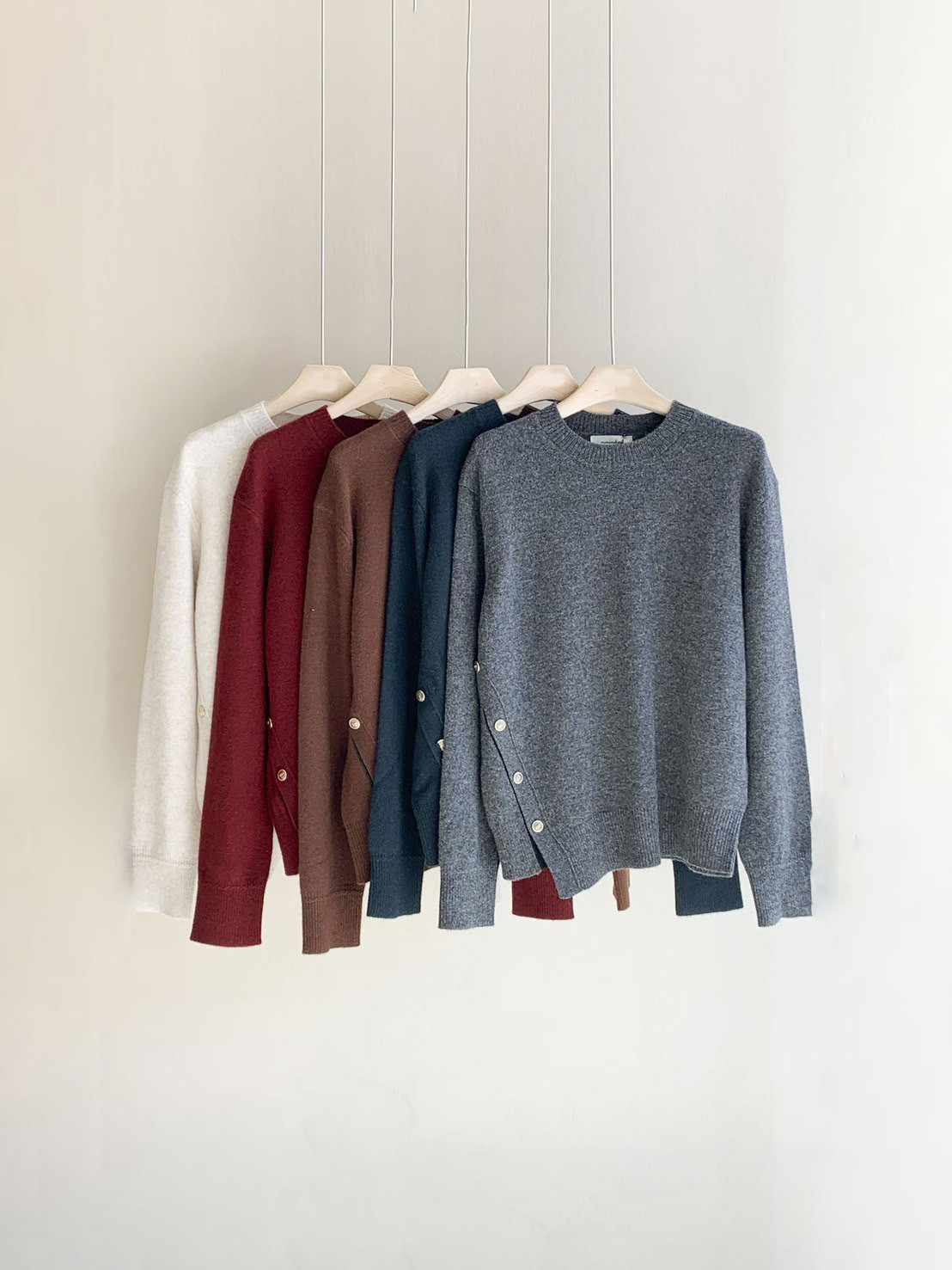 前短後長側排釦造型圓領上衣-F / 5色