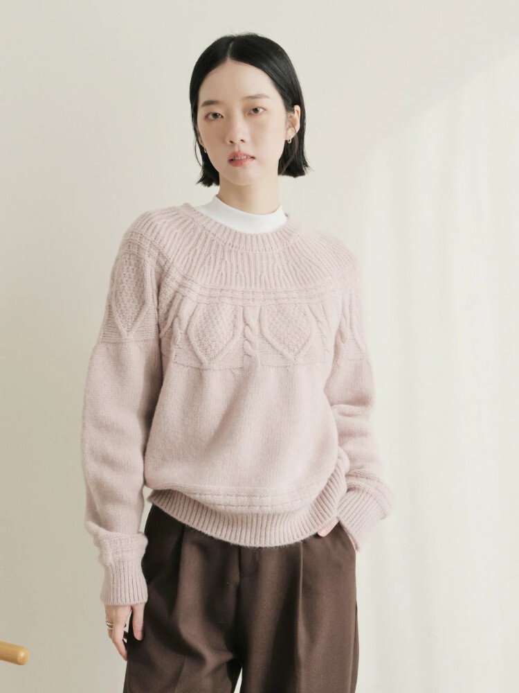 2603 立體勾花針織上衣