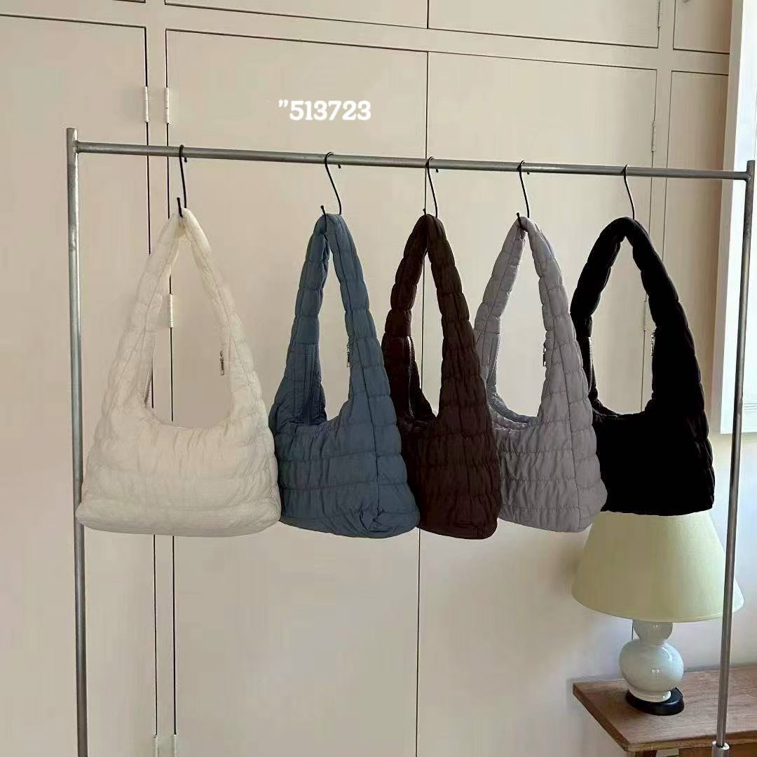 質感雲朵包 RF5137