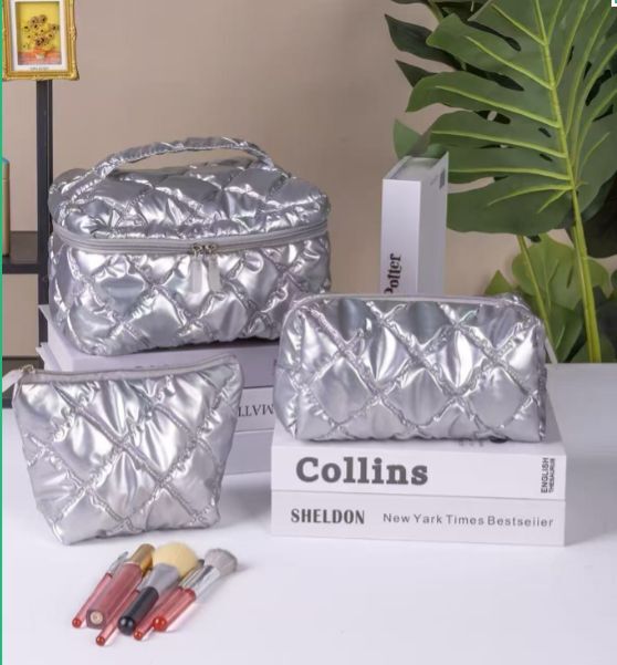 【直播】JUNHE LL011301 三件套化妝包 (加送小掛件)