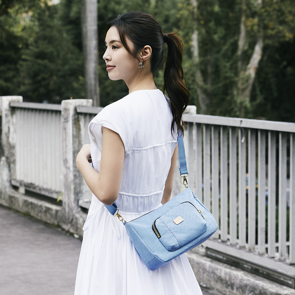 Soldier 三層拉鍊斜背包-雲煙藍