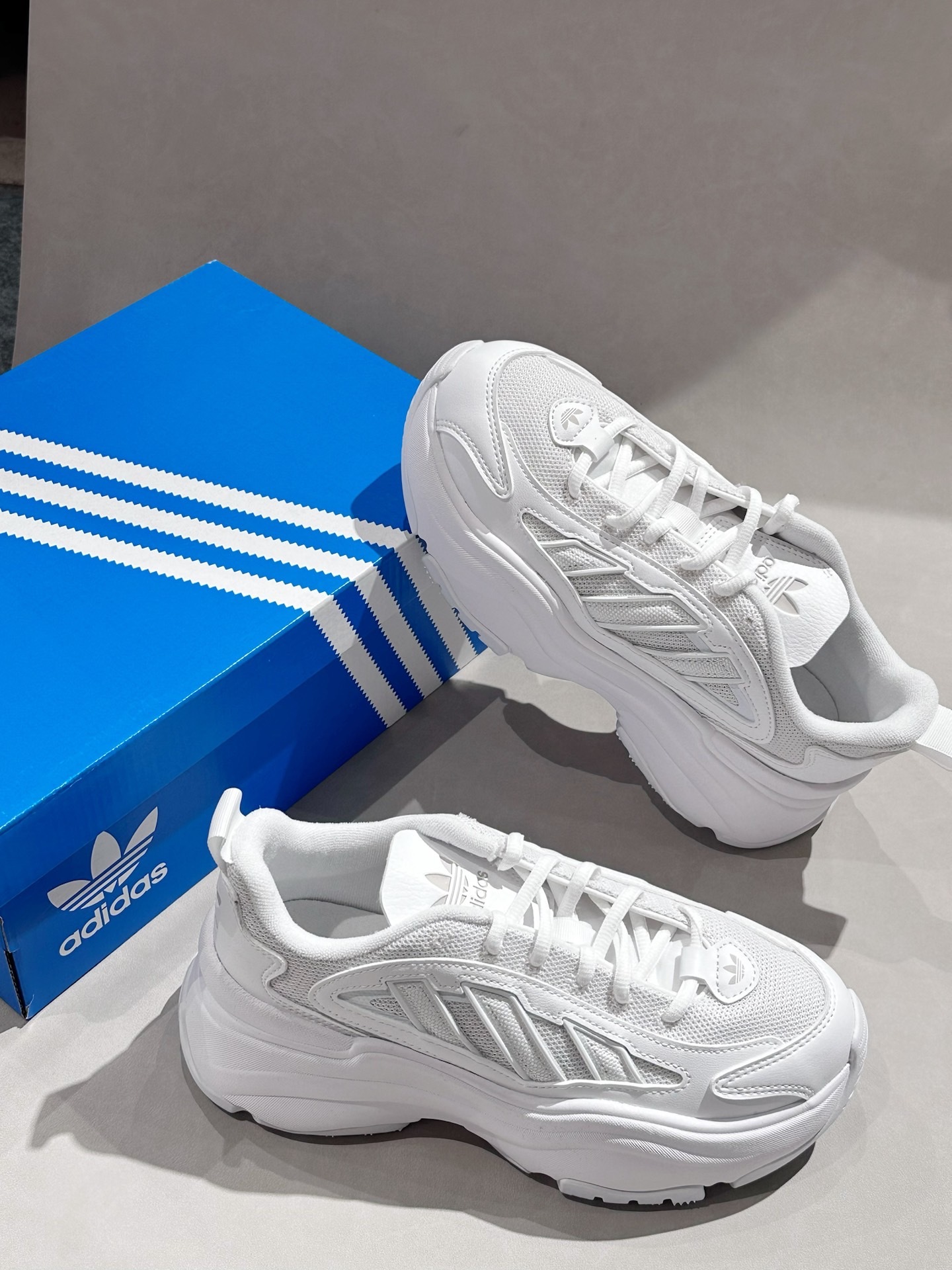 【1/16 - 1/18 週末優惠】ADIDAS ORIGINALS OZGAIA 全白 白色 厚底 增高 女鞋 IG6047