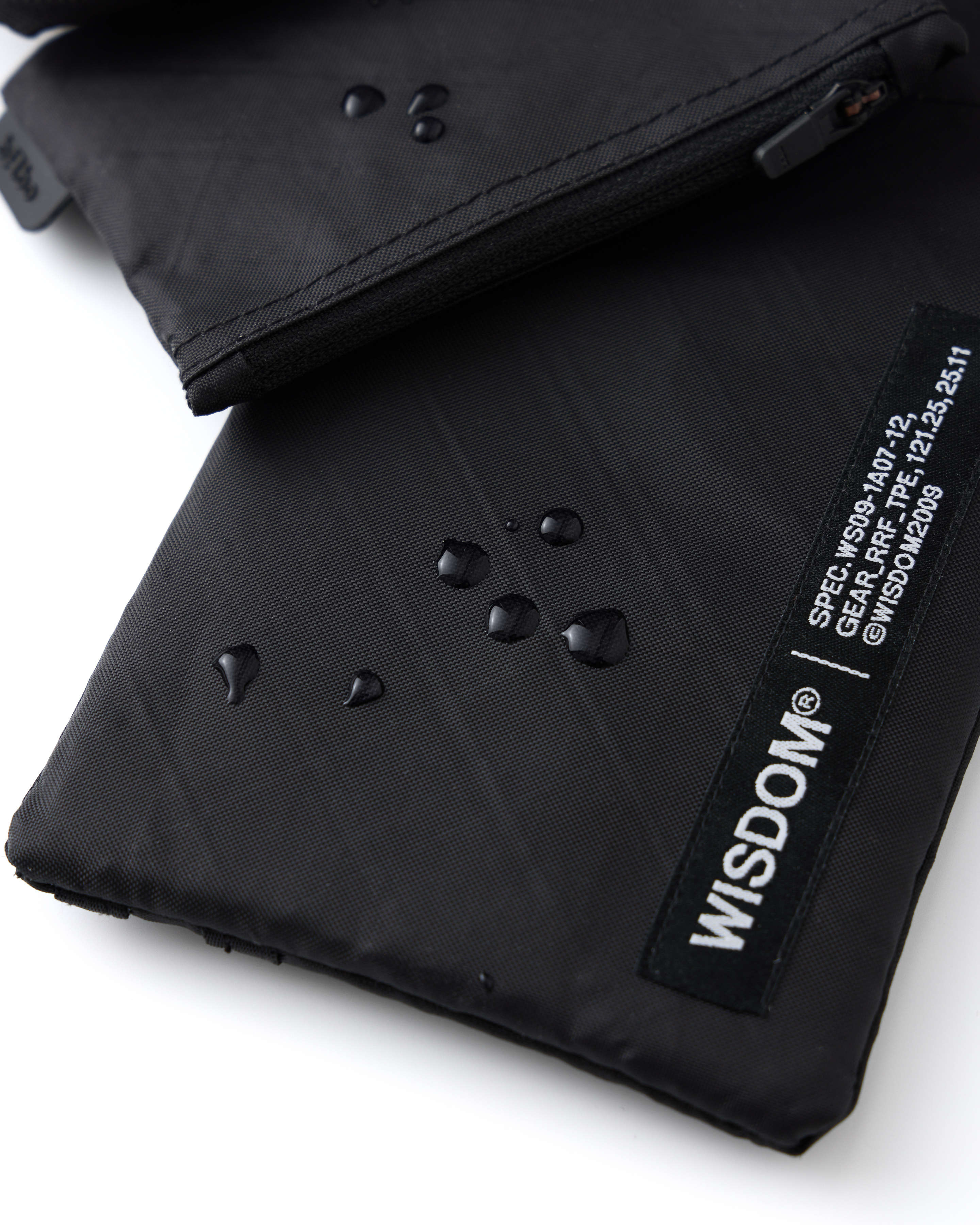 2025AW WISDOM x oqLiq TRINITY BAG BELT 聯名證件側背零錢包現貨
