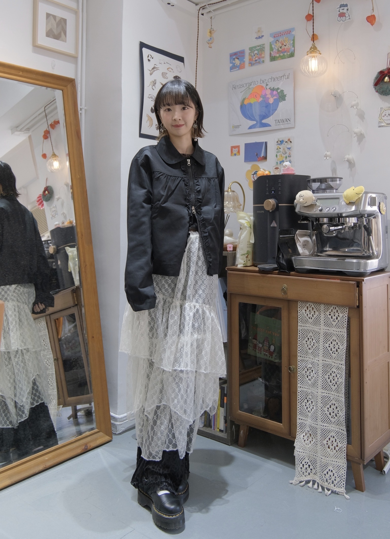 Ruffle邊邊雙拉鍊短外套